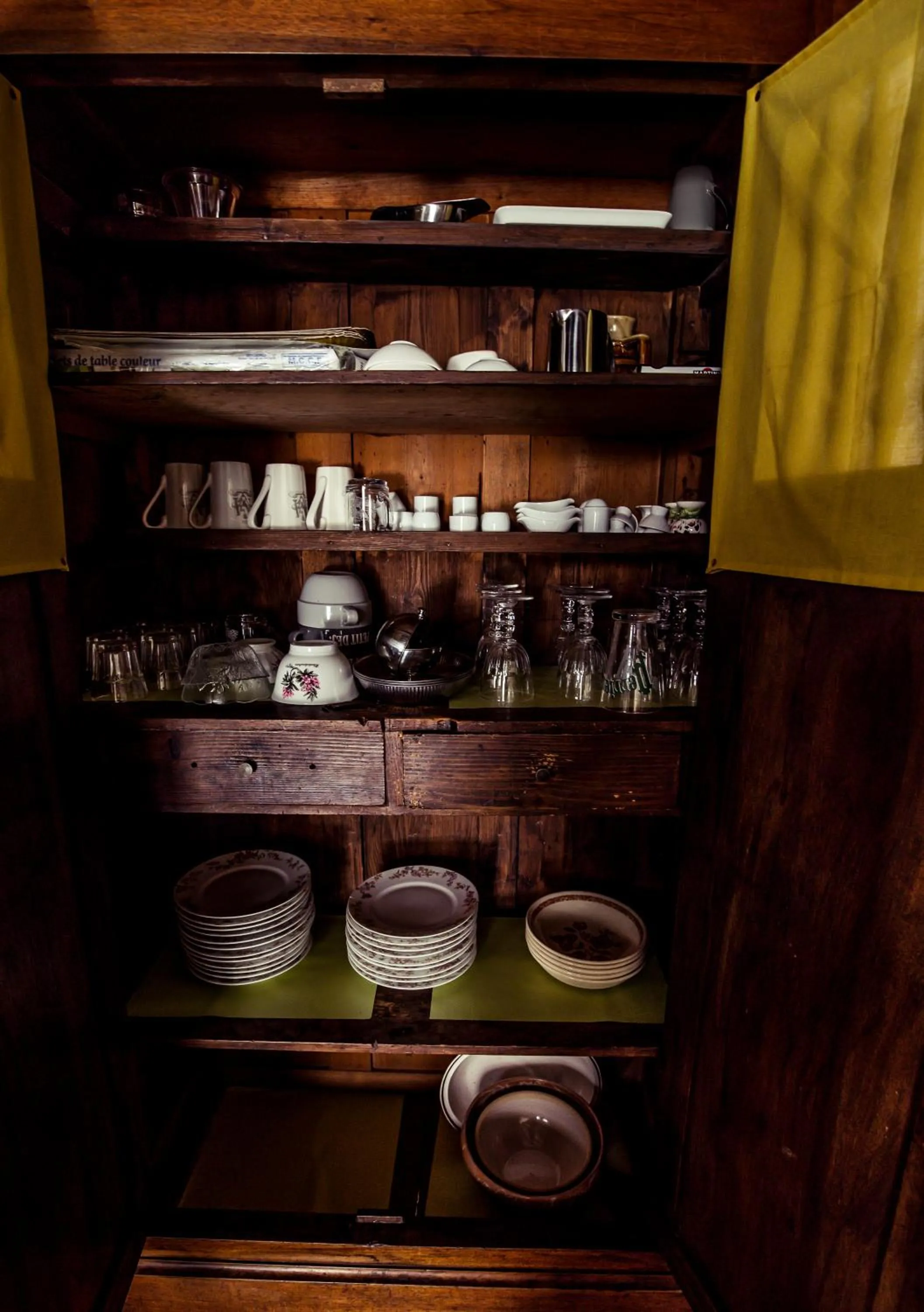 Decorative detail in Le Clos des Aramons