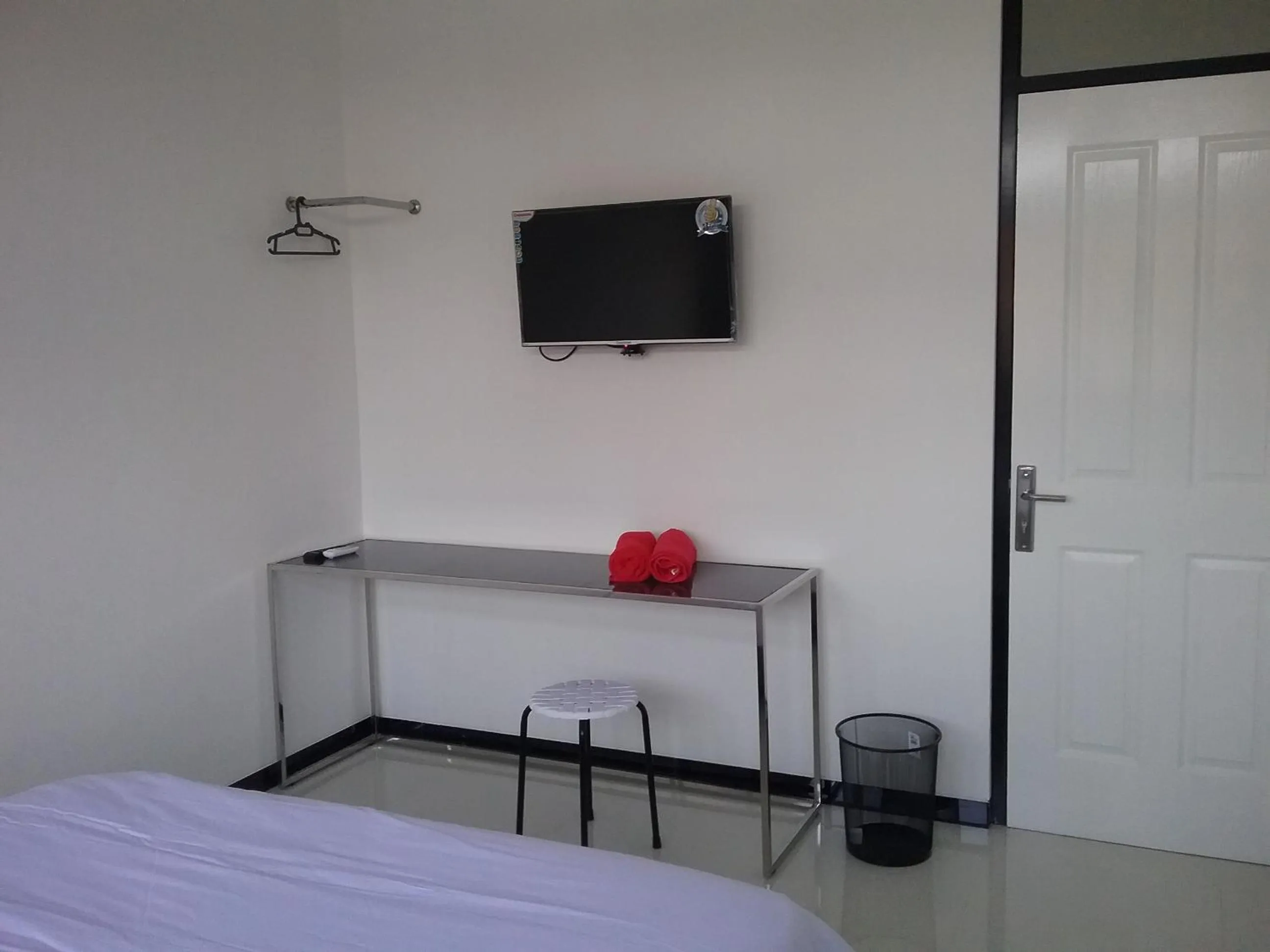 Bed in Mess Inn Semarang