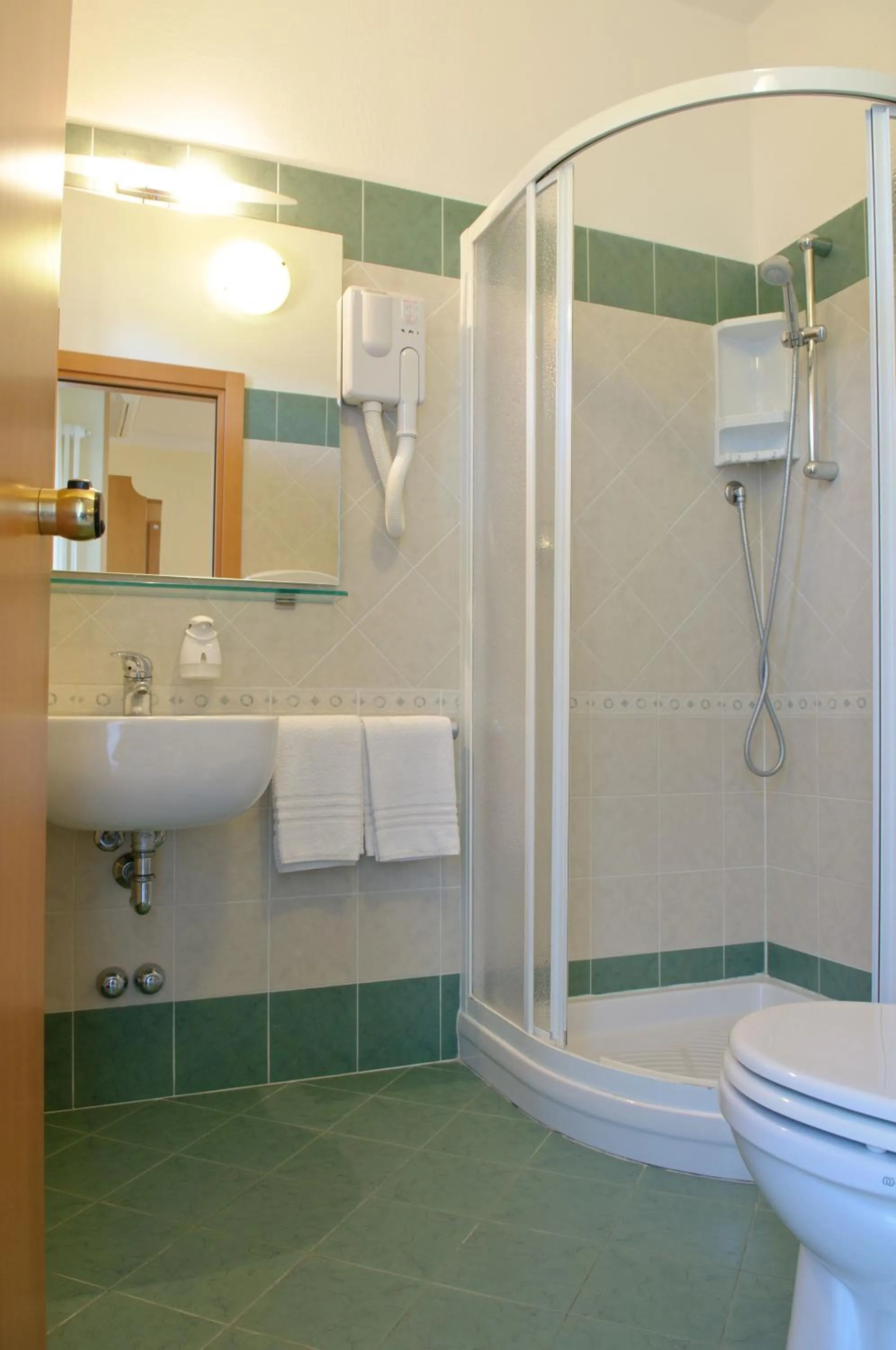 Shower in Pinetina Mare Baby Family Hotel