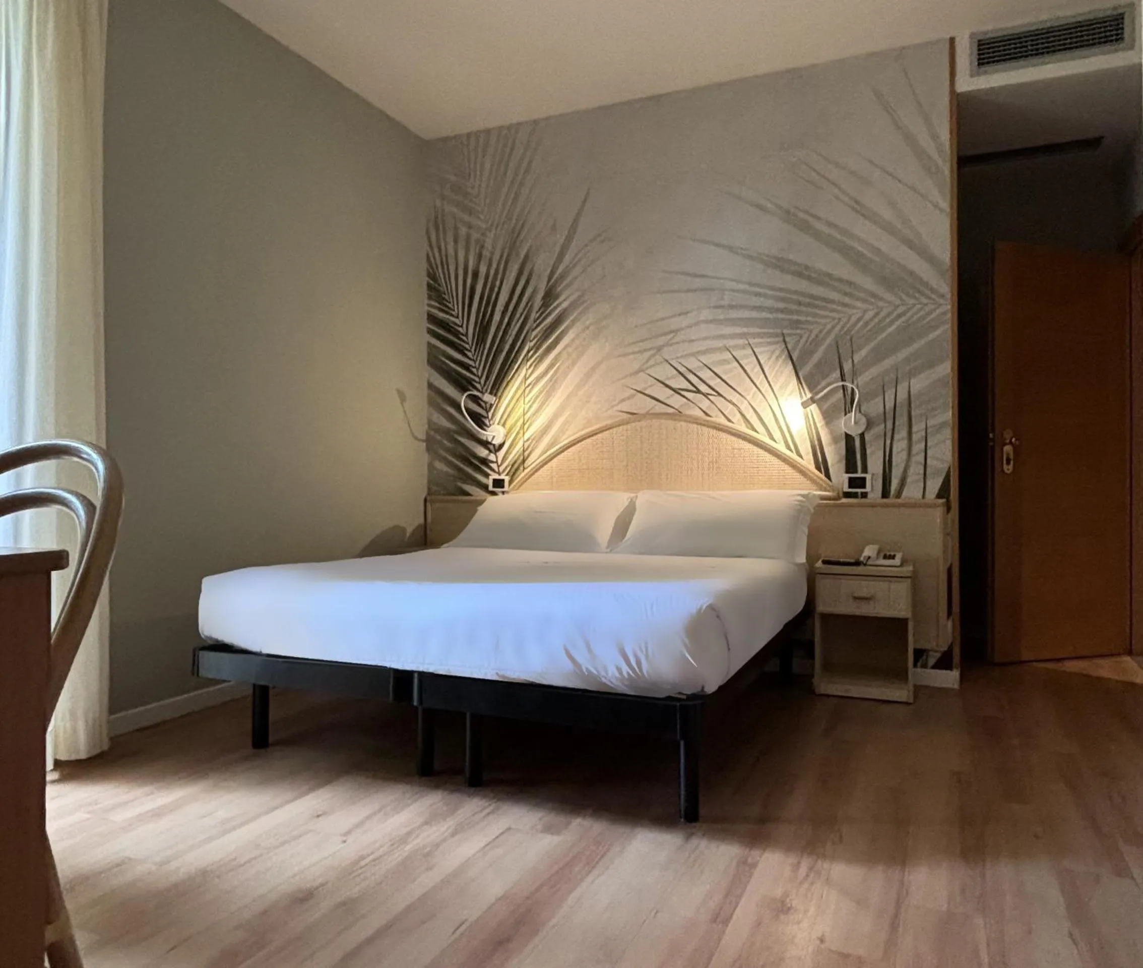 Photo of the whole room, Bed in Pinetina Mare Baby Family Hotel