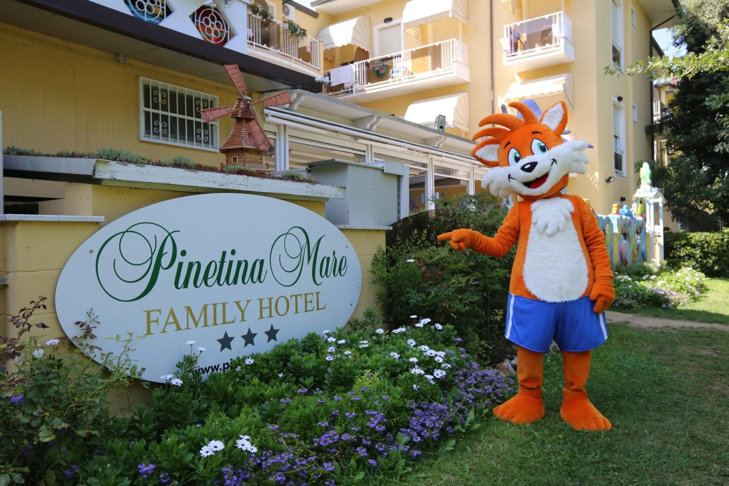 Staff in Pinetina Mare Baby Family Hotel