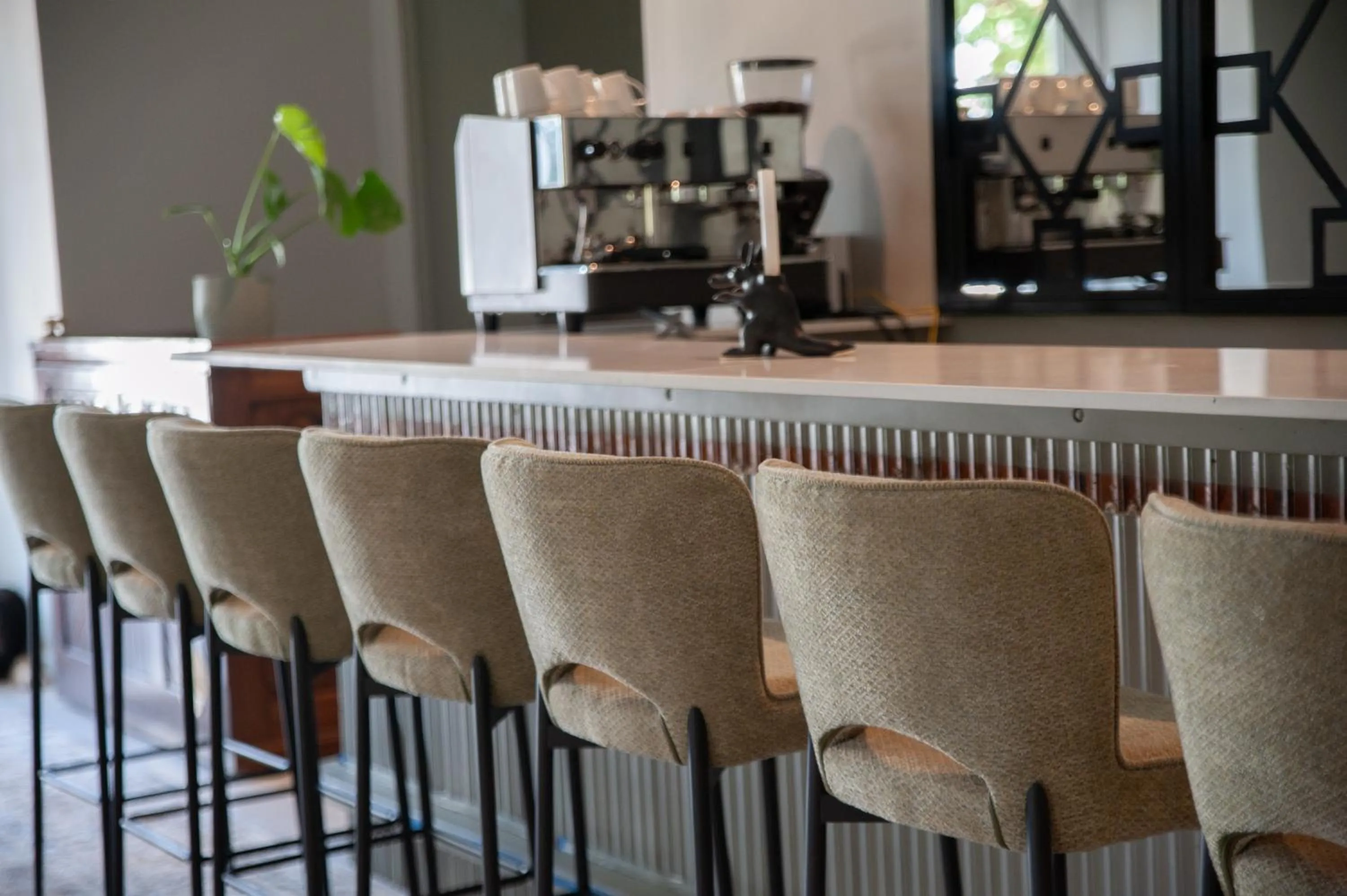 Restaurant/places to eat in The Grand Hotel Robertson