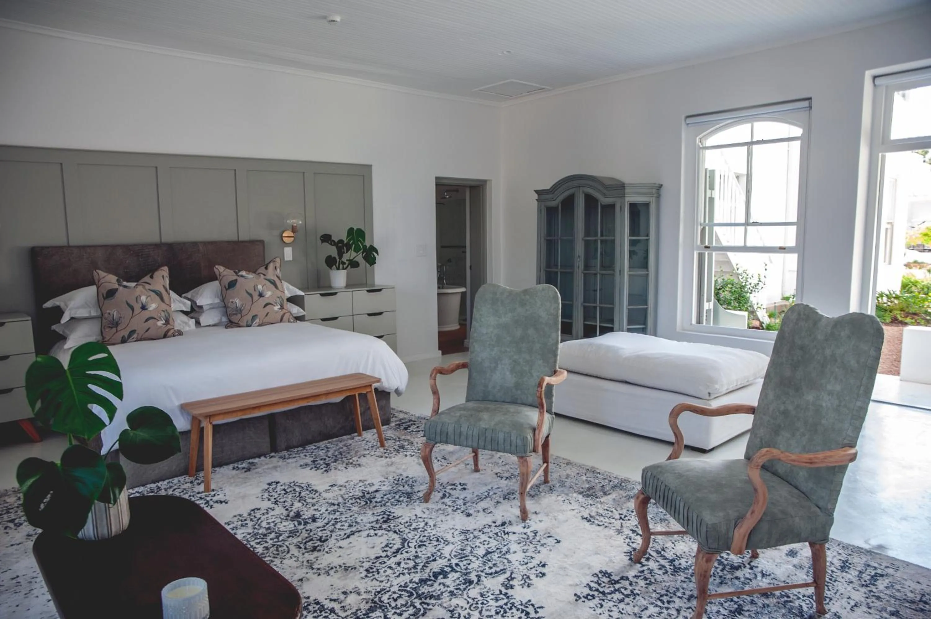 Bed in The Grand Hotel Robertson