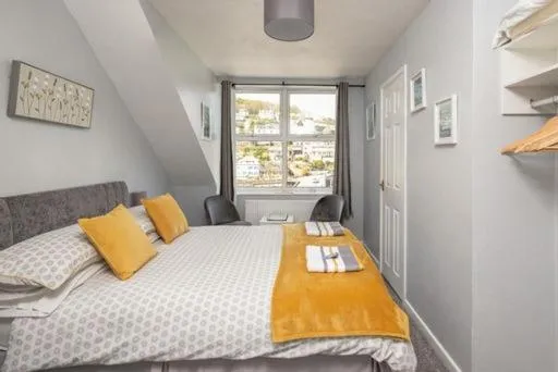 Bridgeside Guest House