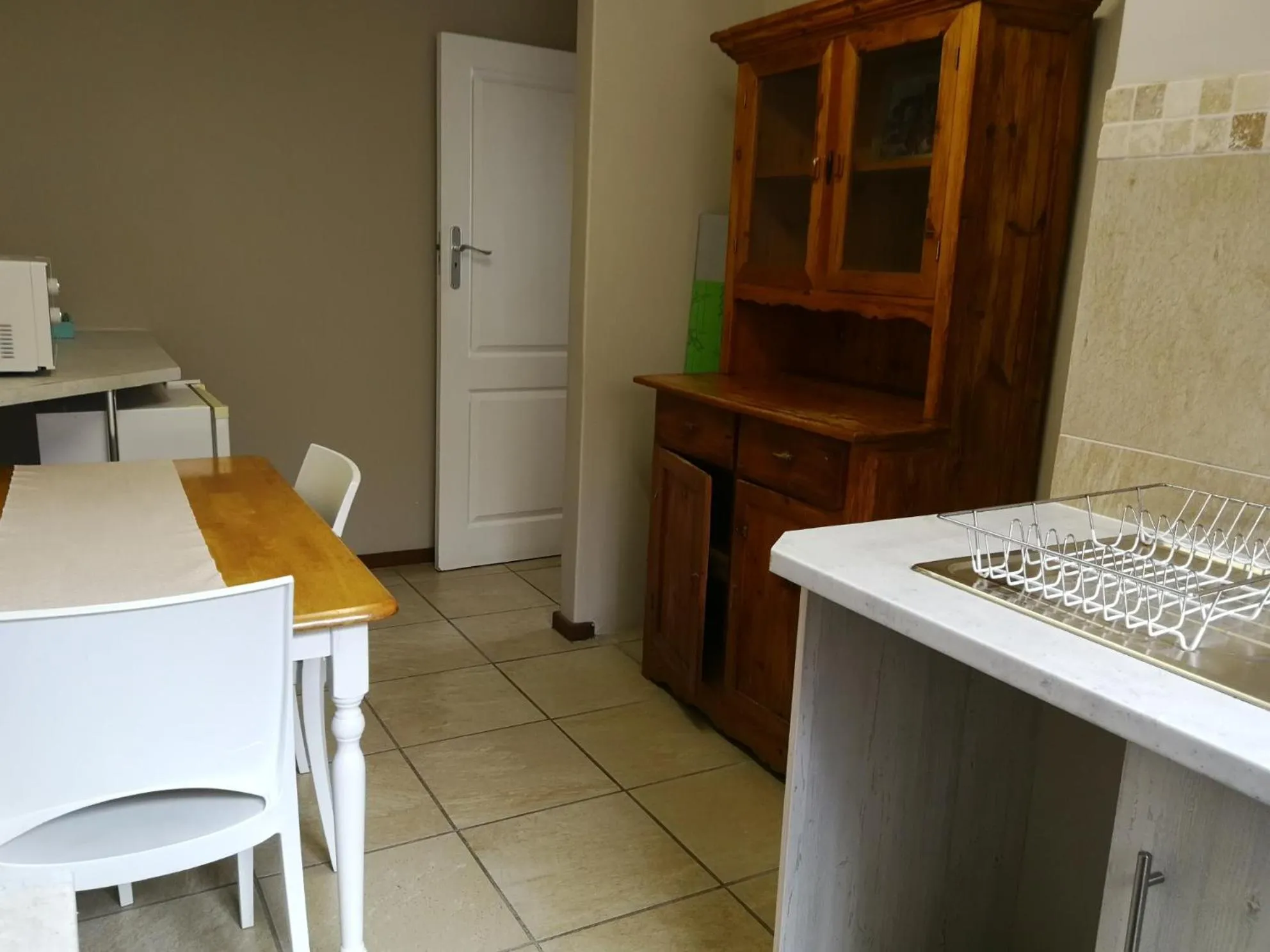 Kitchen or kitchenette in Lavandula Manor Self-Catering