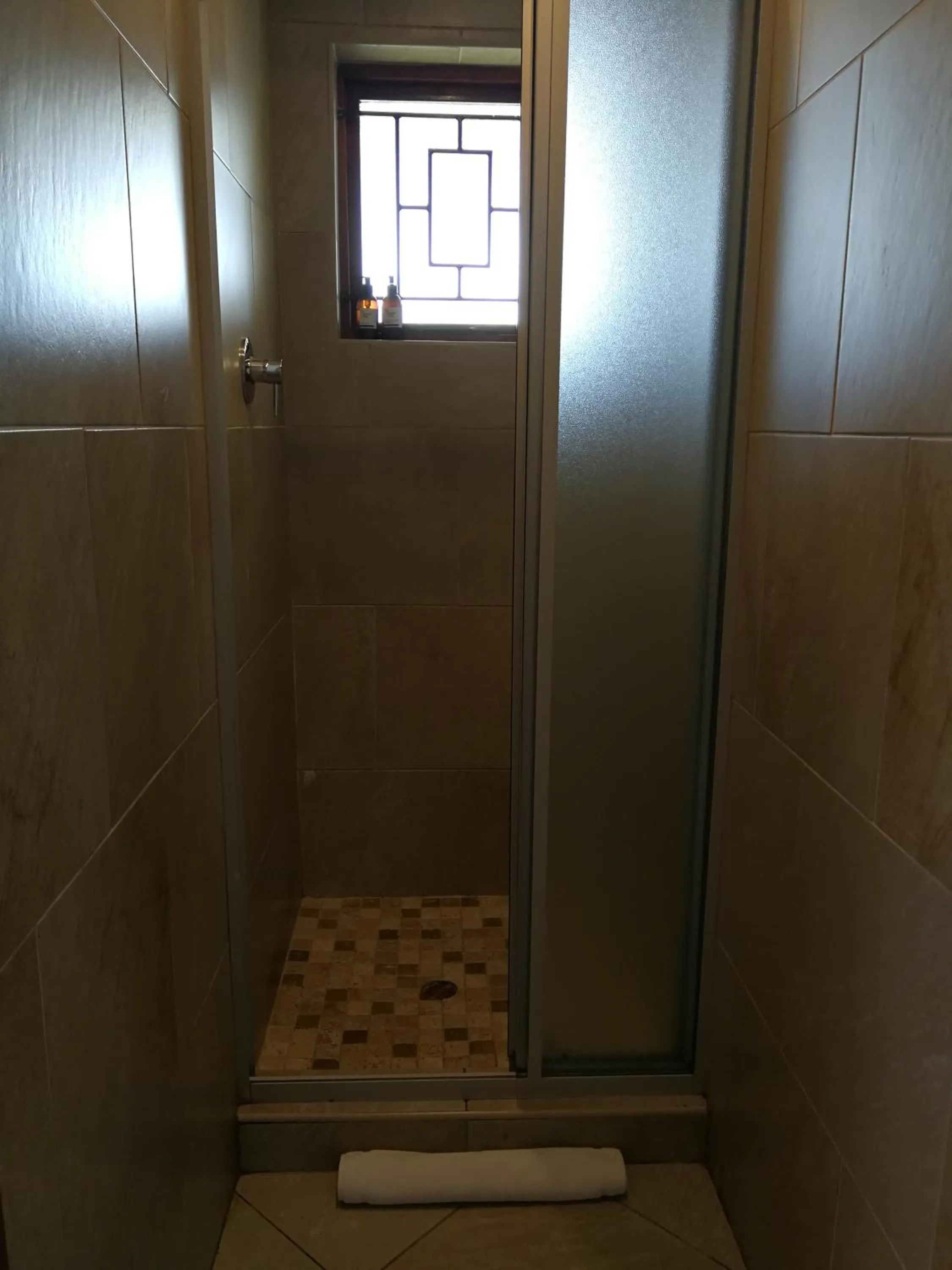 Shower in Lavandula Manor Self-Catering
