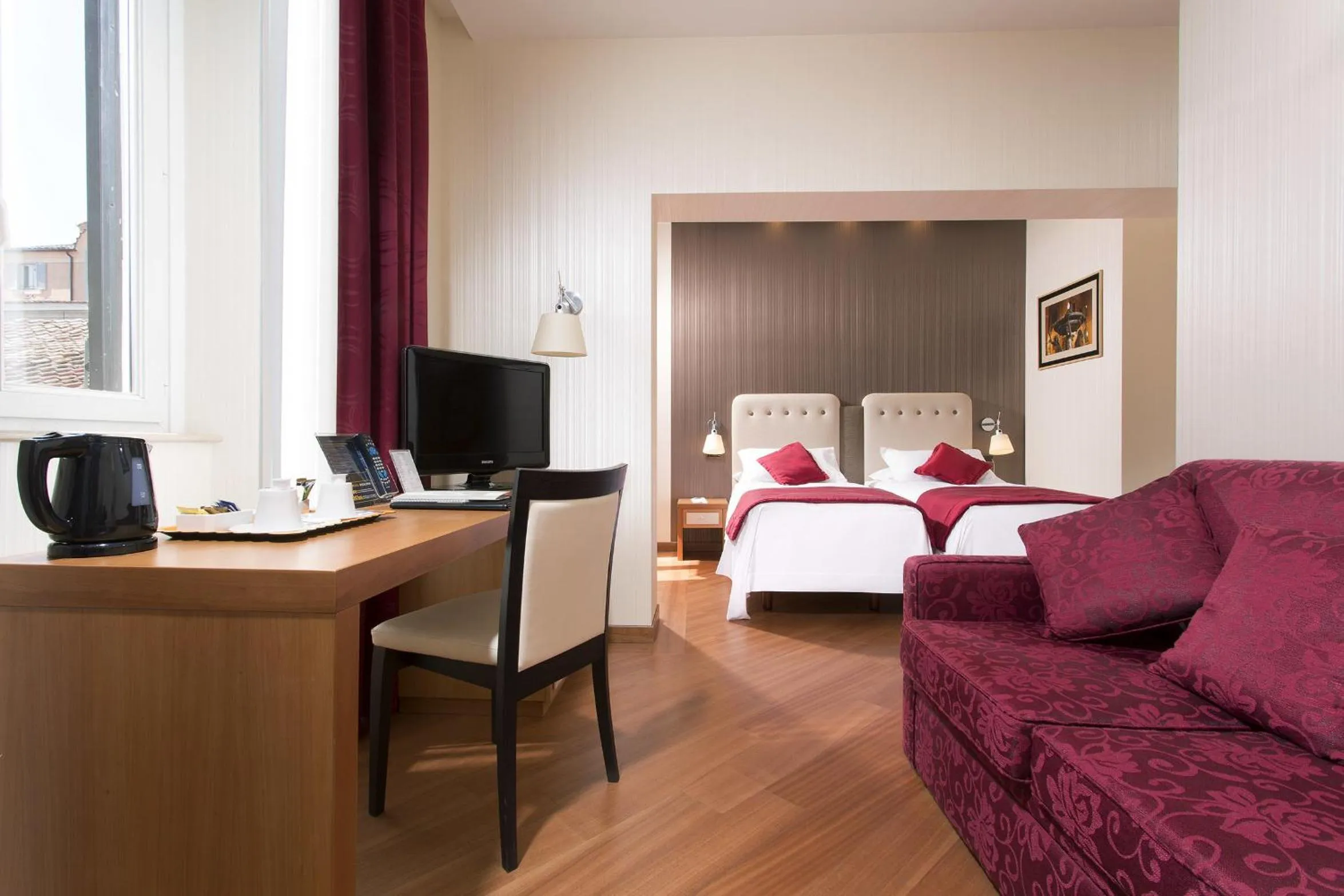 Living room, Bed in Hotel Nazionale