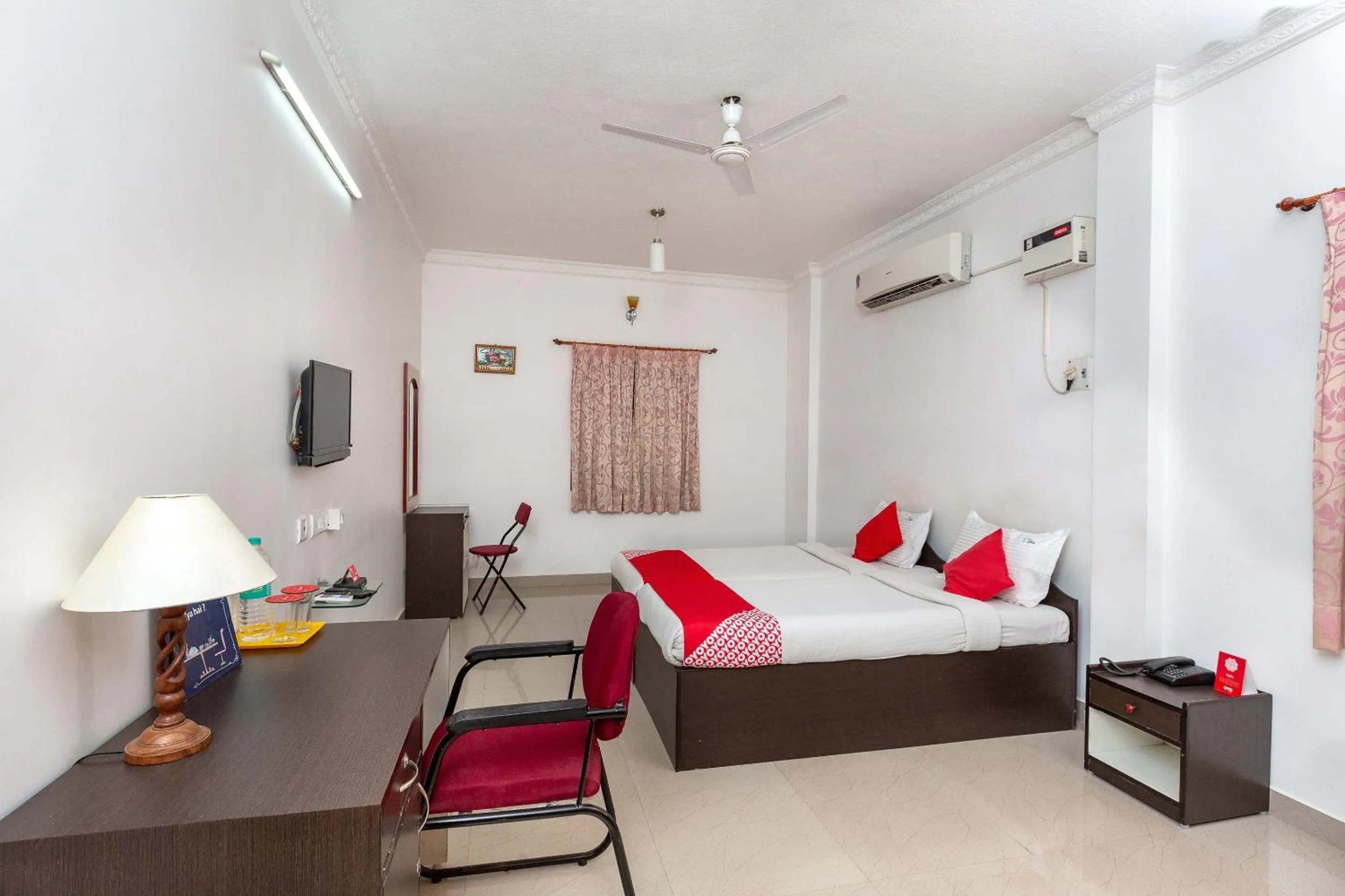 Bedroom in Olive Apartments