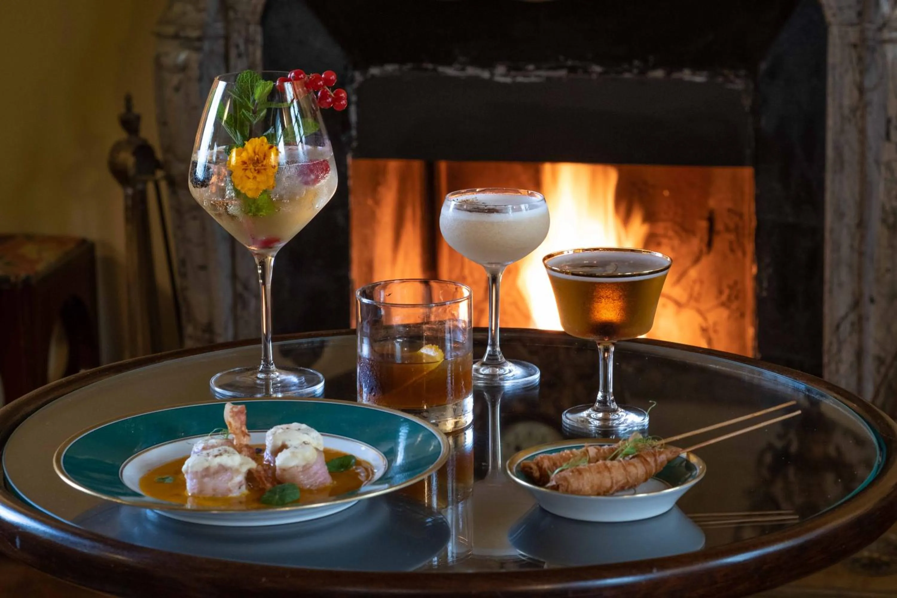 Restaurant/places to eat in Hotel Locarno