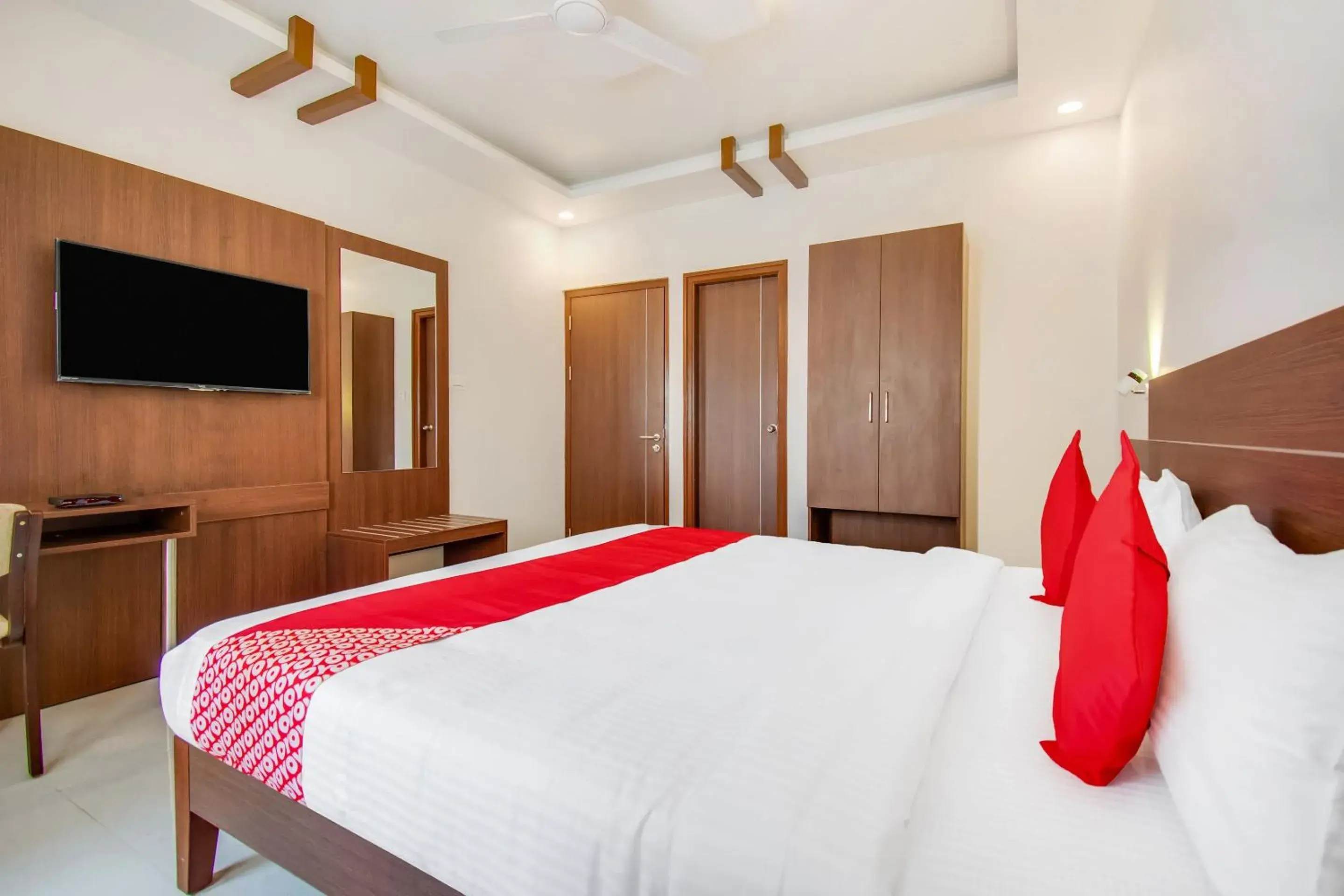 Bedroom, Bed in Super Hotel O Resida Elite Service Apartments Near Manipal hospital Bedroom, Bed in Super Hotel O Resida Elite Service Apartments Near Manipal hospital