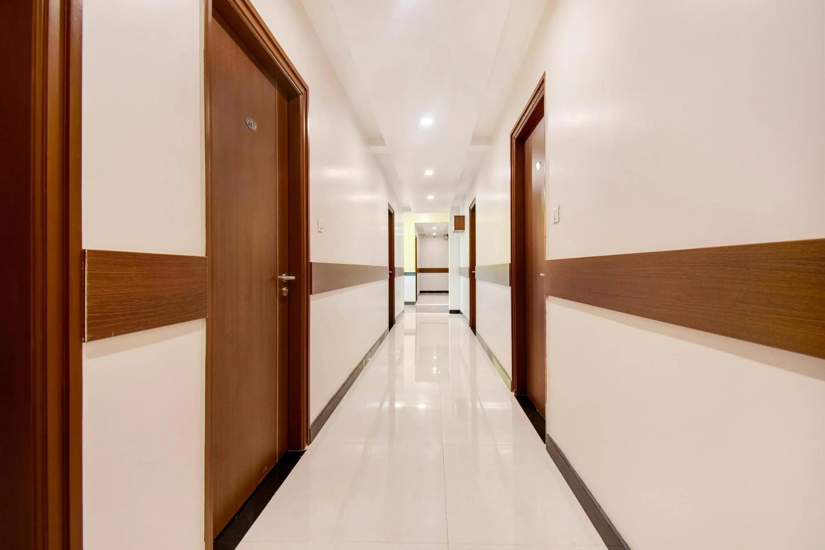 Lobby or reception in Super Hotel O Resida Elite Service Apartments Near Manipal hospital