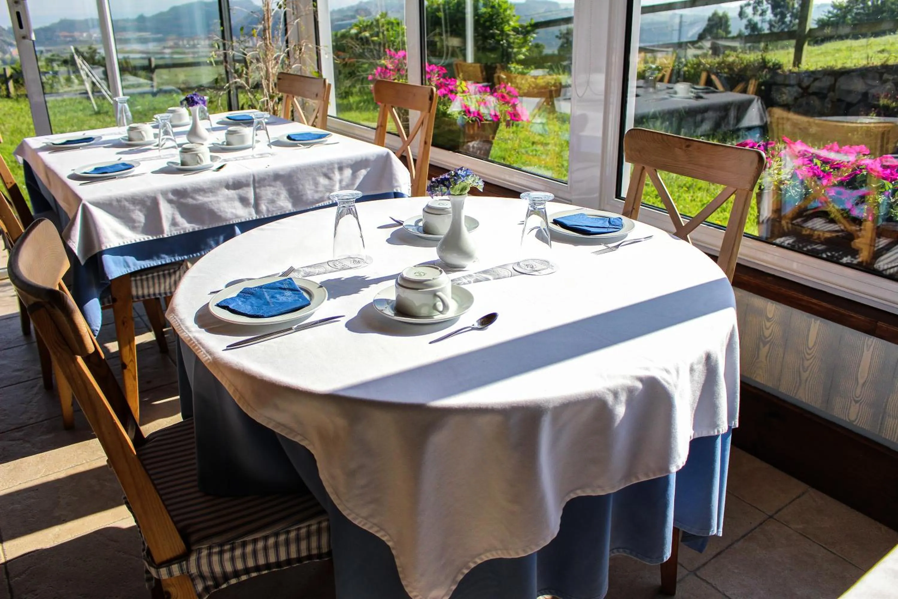 Restaurant/places to eat in Hotel Mirador del Sella