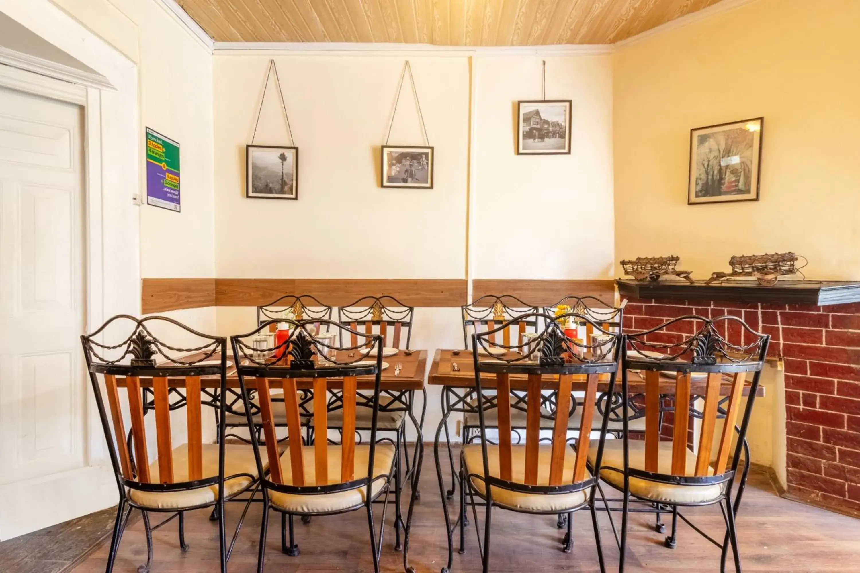 Restaurant/places to eat in Treebo The Alpine Heritage Residency Restaurant/places to eat in Treebo The Alpine Heritage Residency