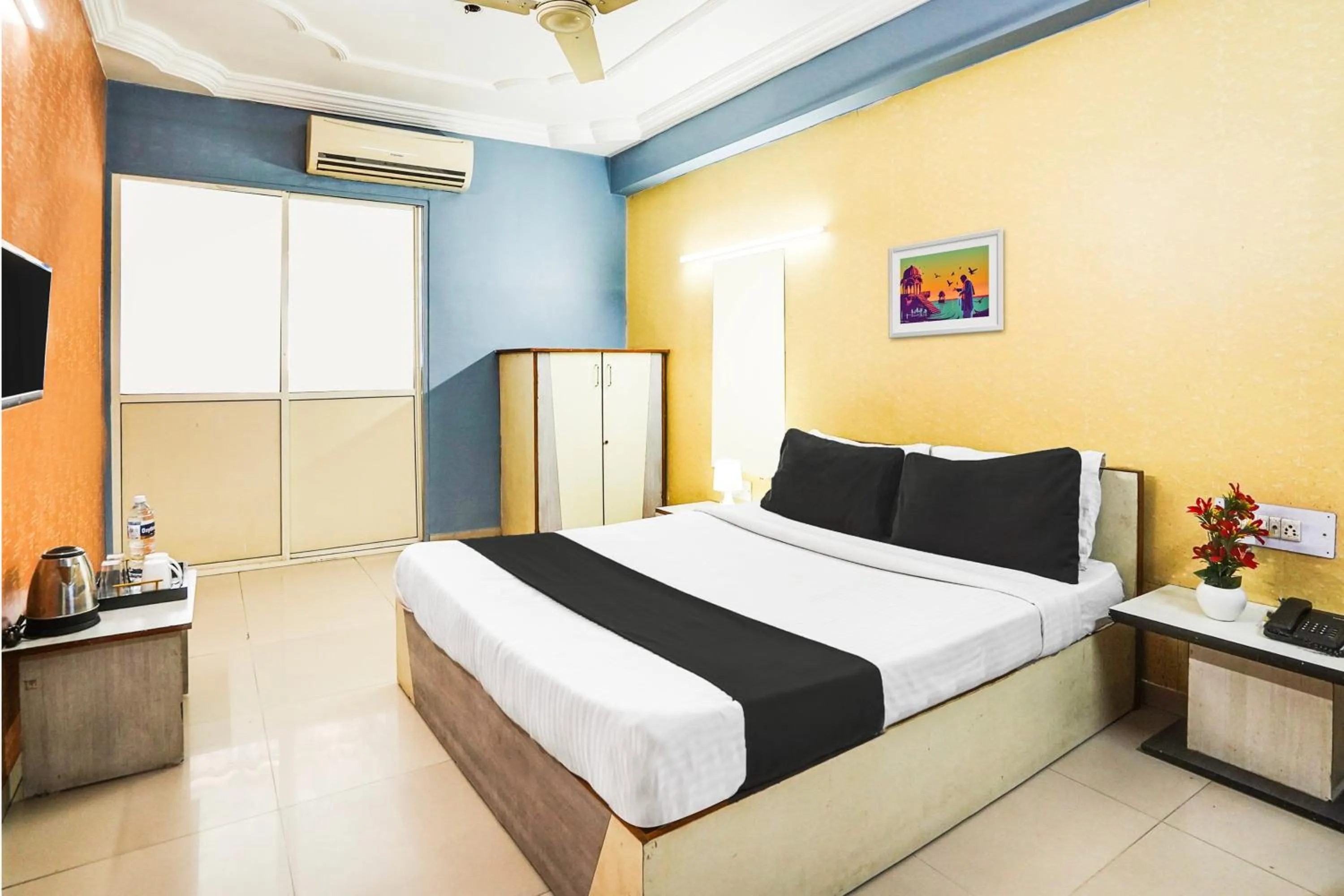 Bedroom, Bed in Hotel O Vibrant Residency