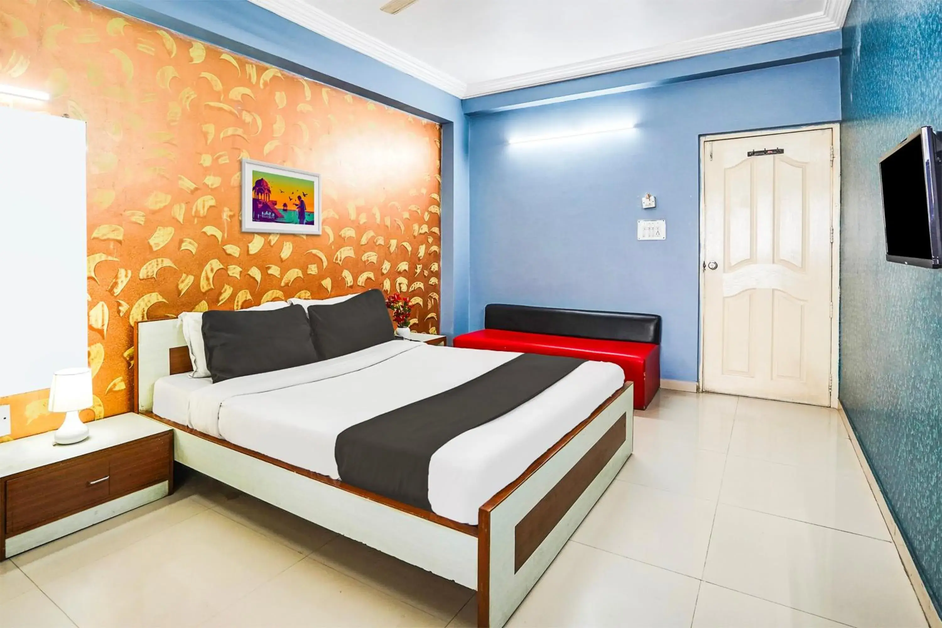 Standard Double Room - single occupancy in Super Hotel O Vibrant Residency Standard Double Room - single occupancy in Super Hotel O Vibrant Residency