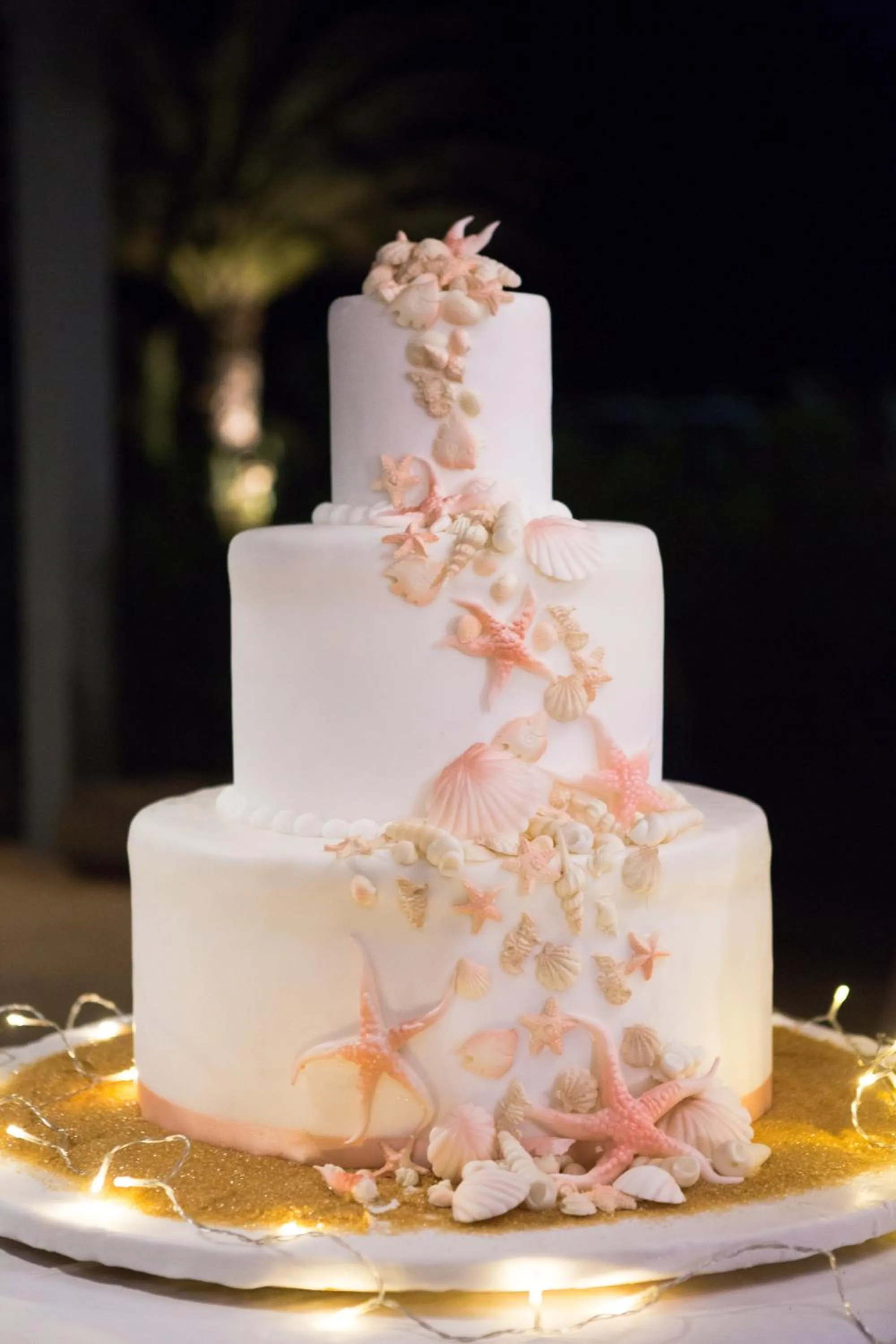 Food in Cormoran Hotel & Residence