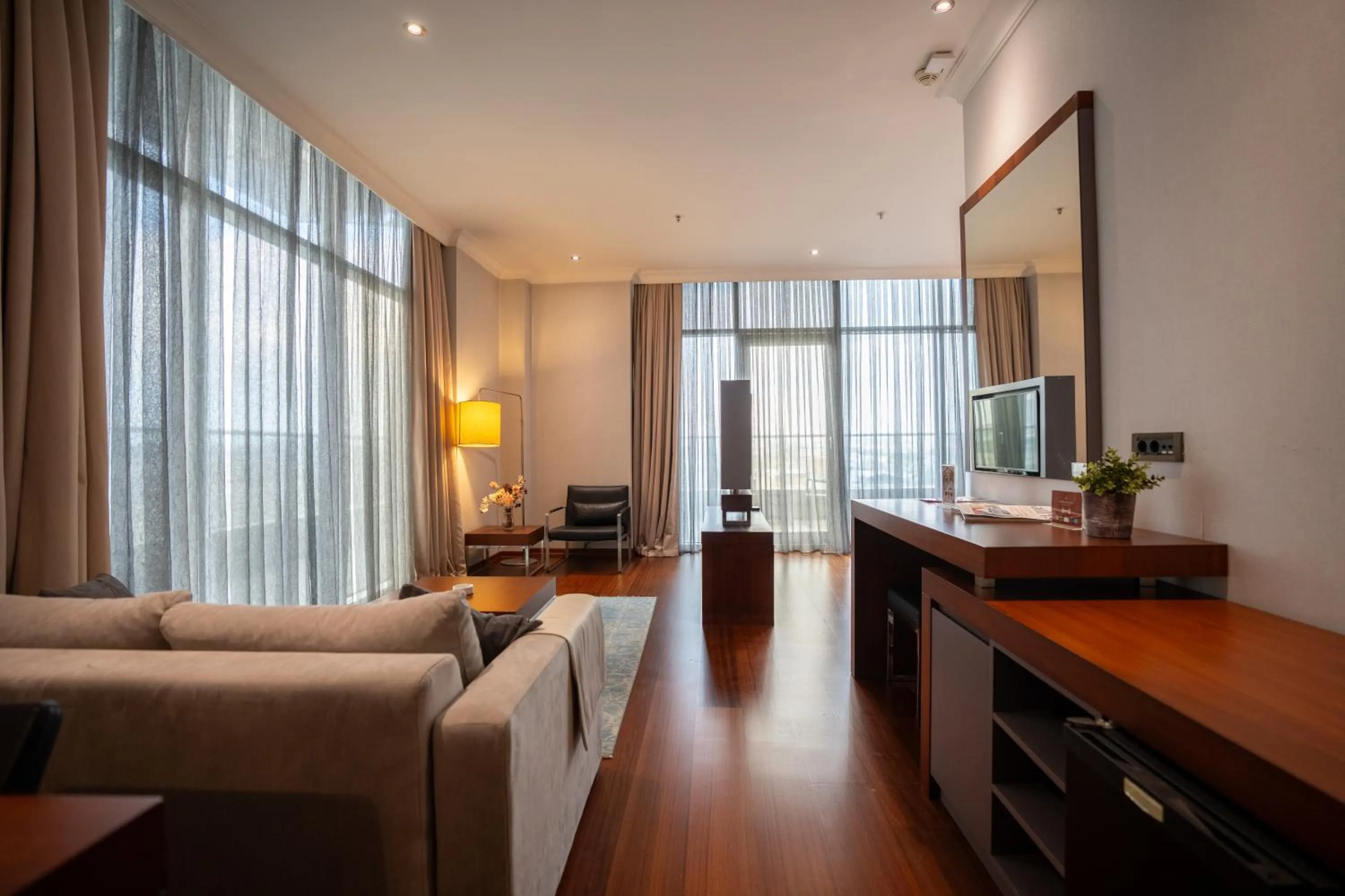 TV and multimedia in Sundance Hotel Istanbul