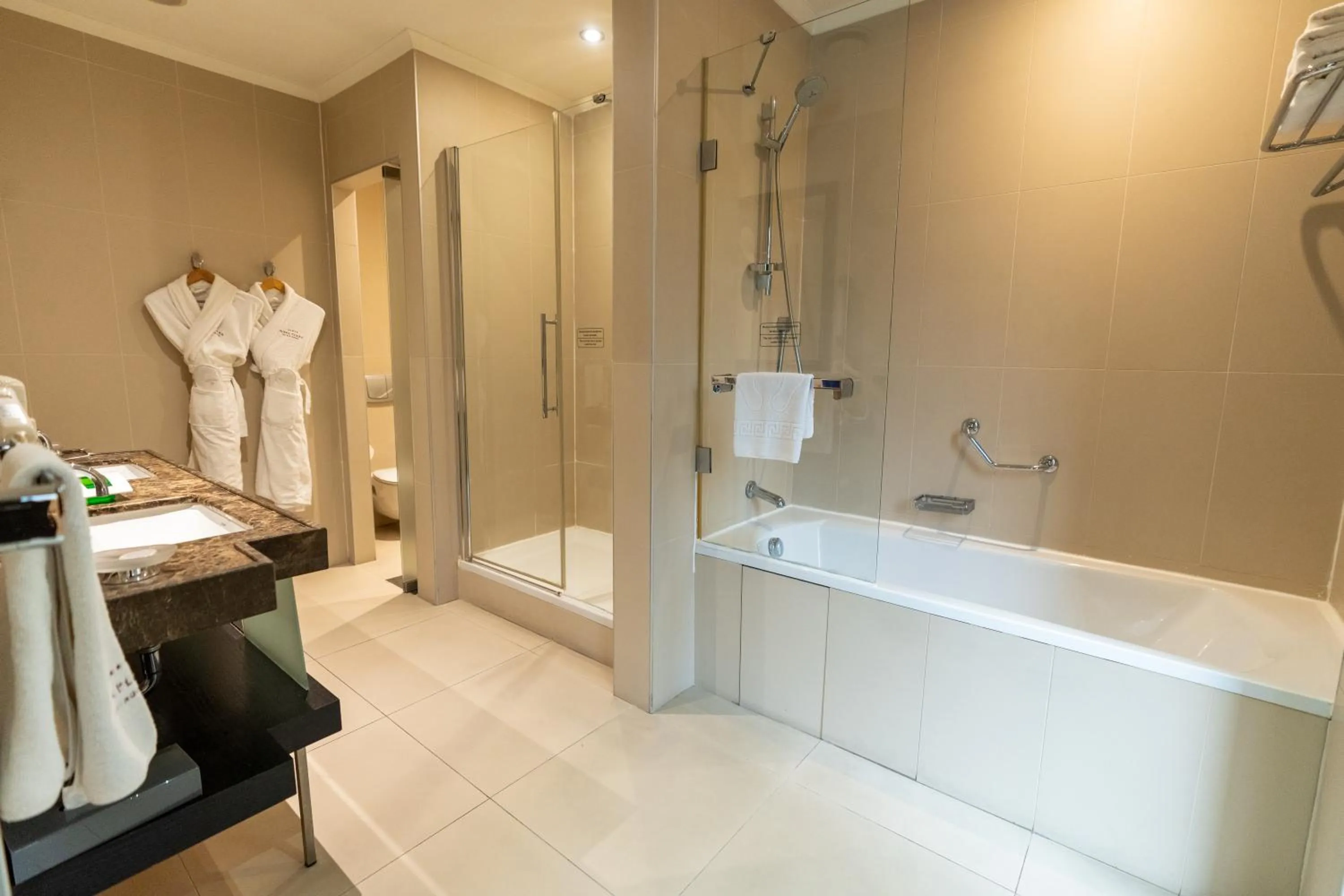 Shower in Sundance Hotel Istanbul