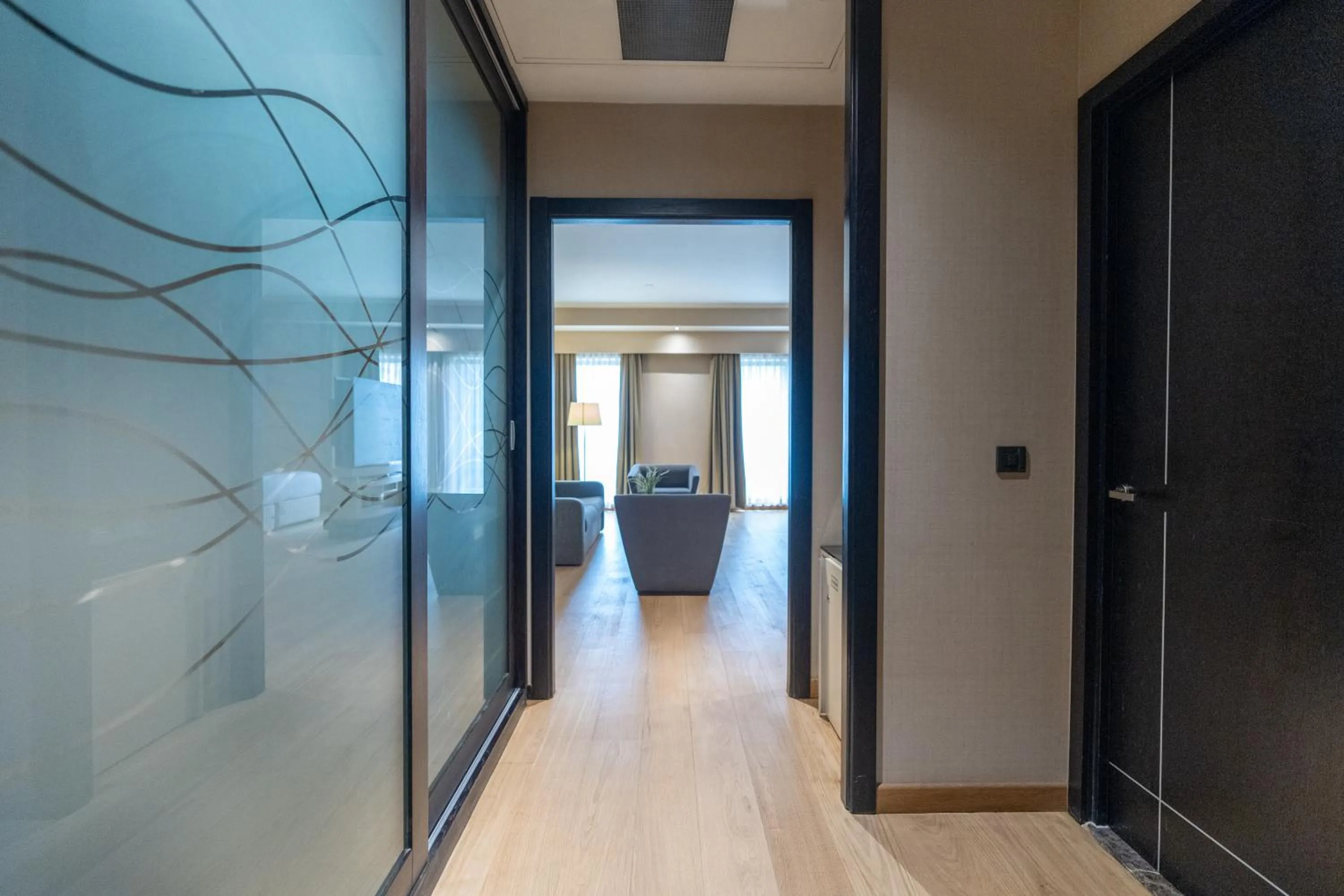 wardrobe in Sundance Hotel Istanbul