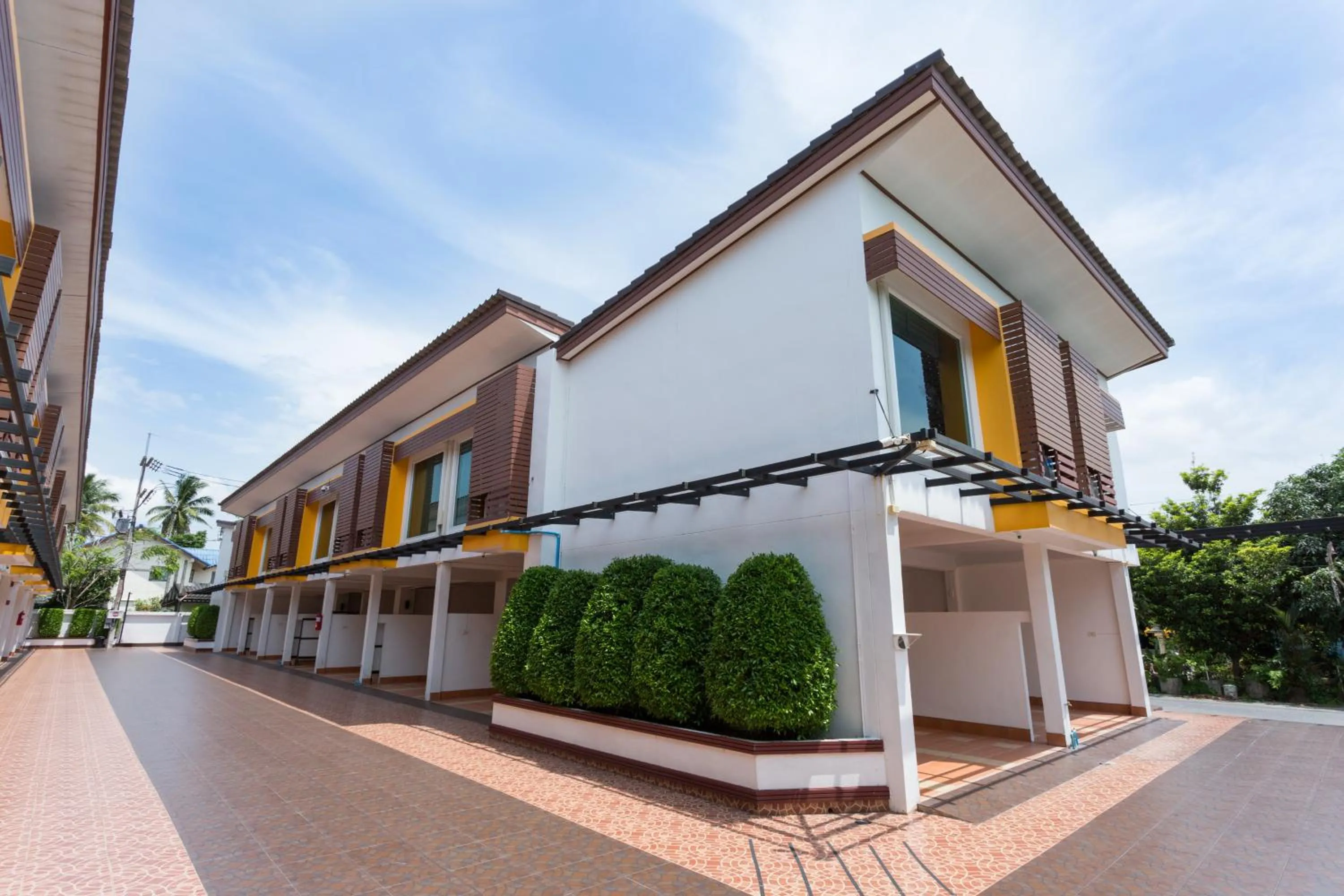 Facade/entrance in The Ring Hotel
