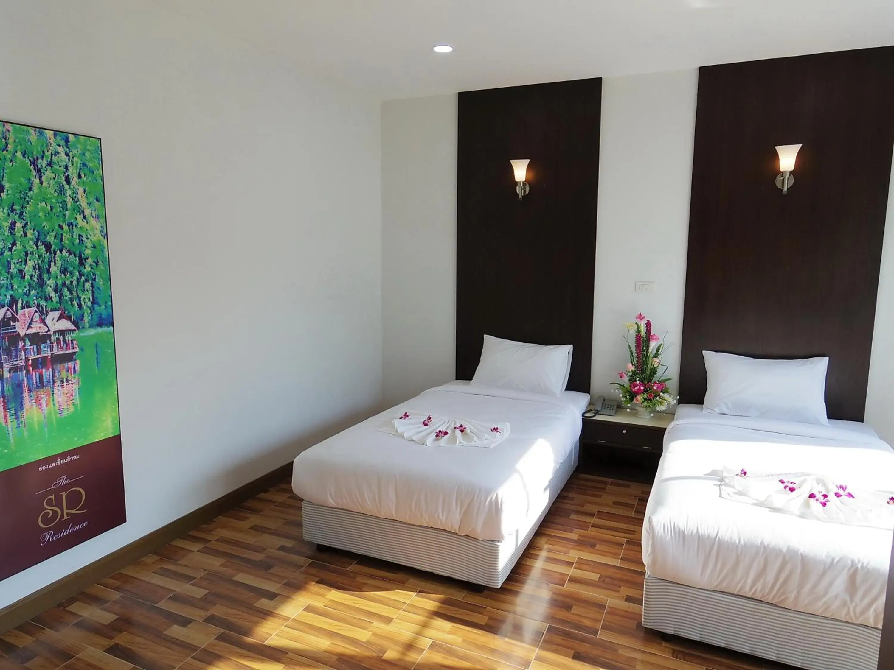 Superior Twin Room in The SR Residence Lampang Superior Twin Room in The SR Residence Lampang