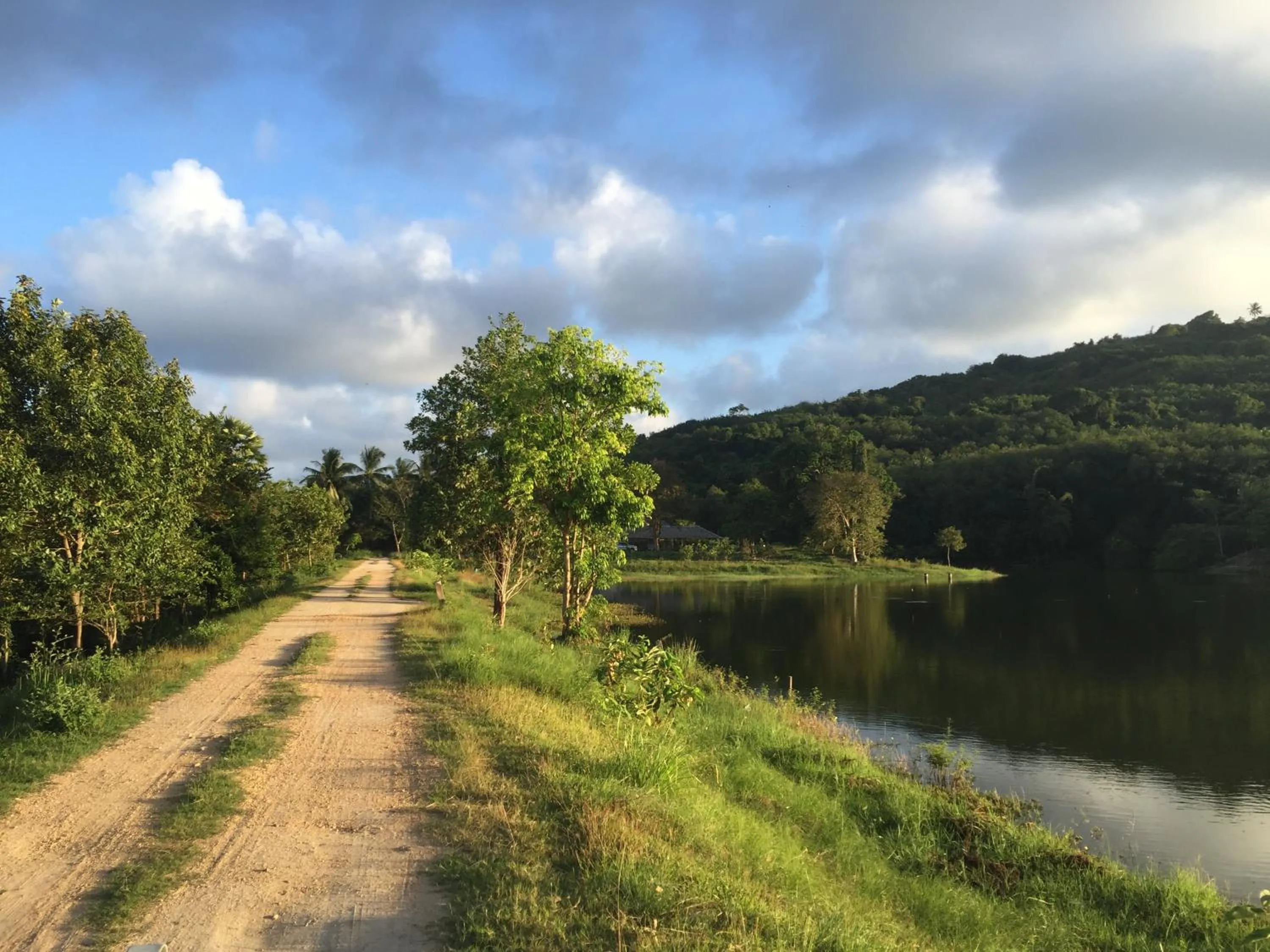 Facade/entrance in Thap Pala Cottage