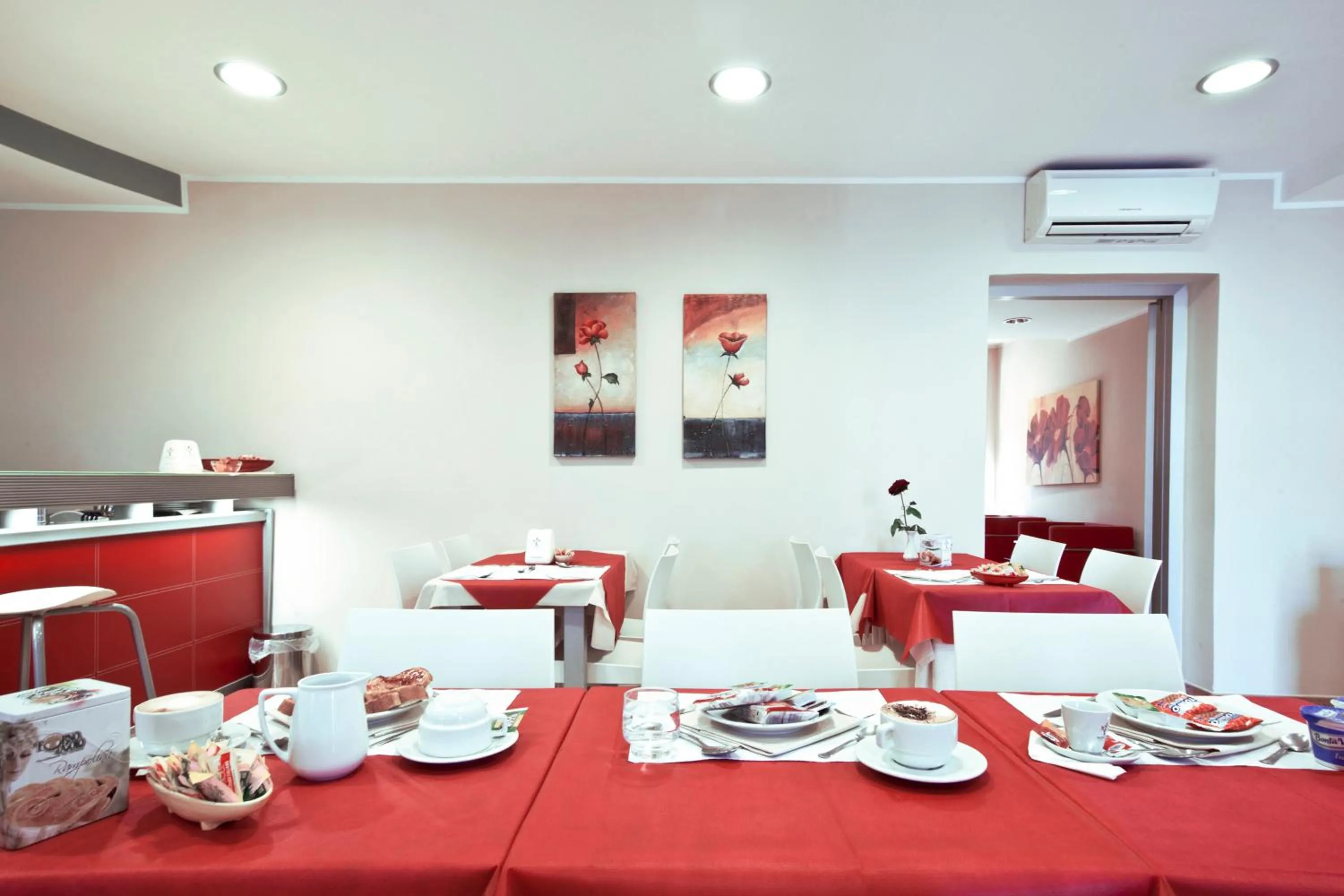 Lounge or bar in Hotel San Martino