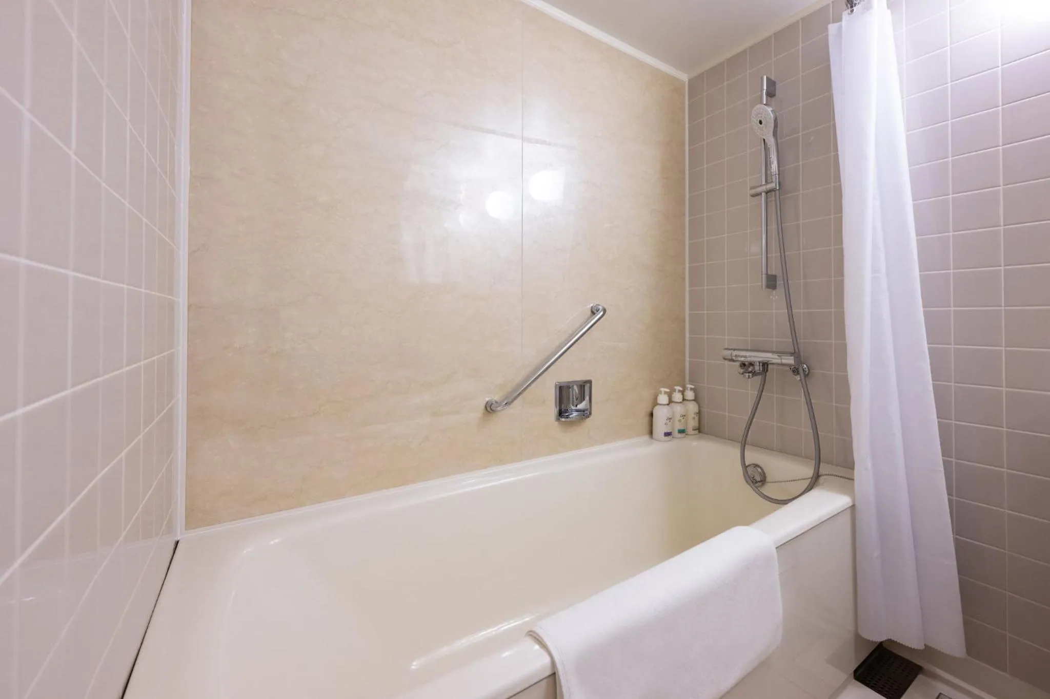 Bathroom in ANA Holiday Inn Iwate Kitakami by IHG