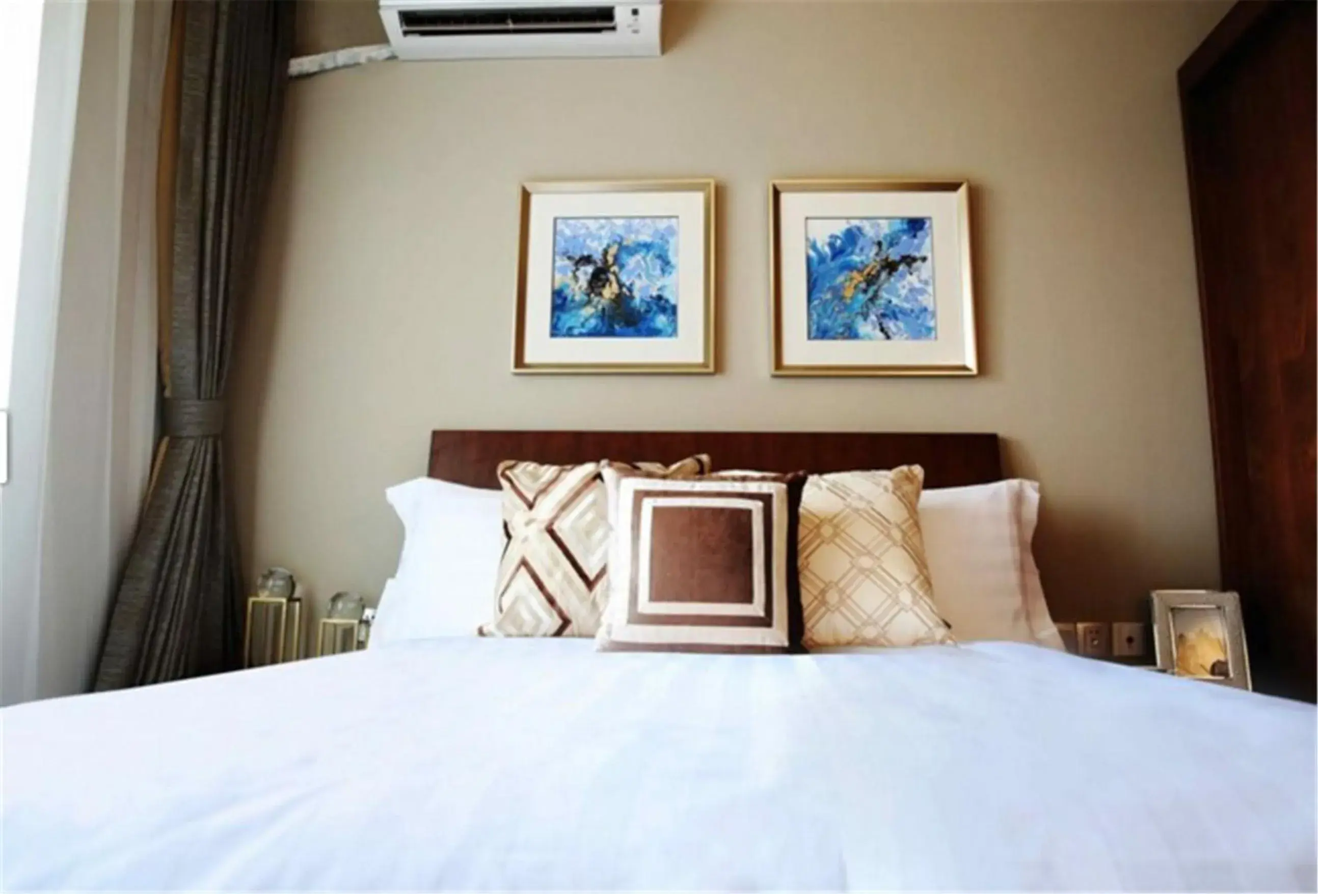 Bed in Green Court Place Jingqiao Middle Ring Shanghai Bed in Green Court Place Jingqiao Middle Ring Shanghai