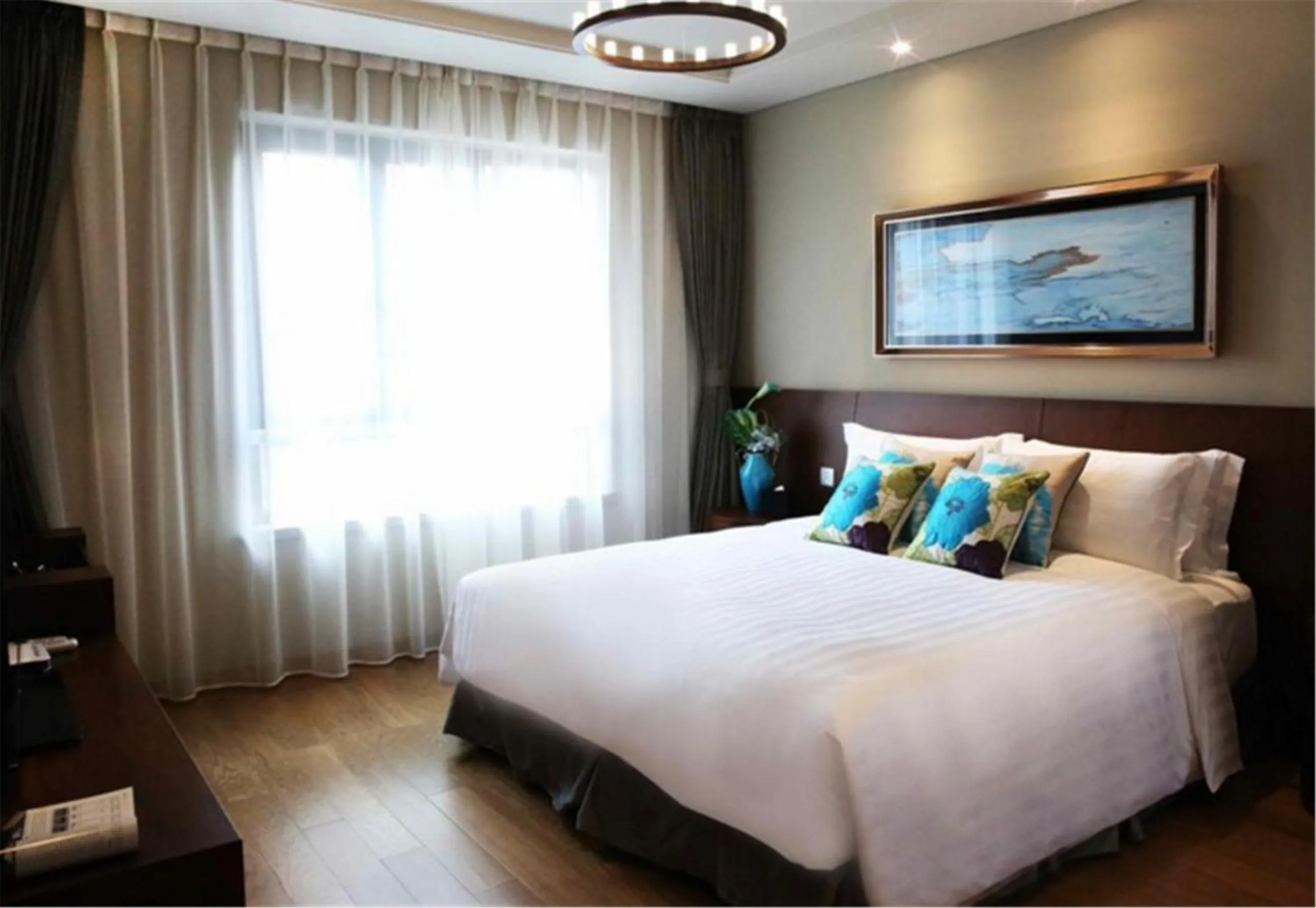 Bed in Green Court Place Jingqiao Middle Ring Shanghai