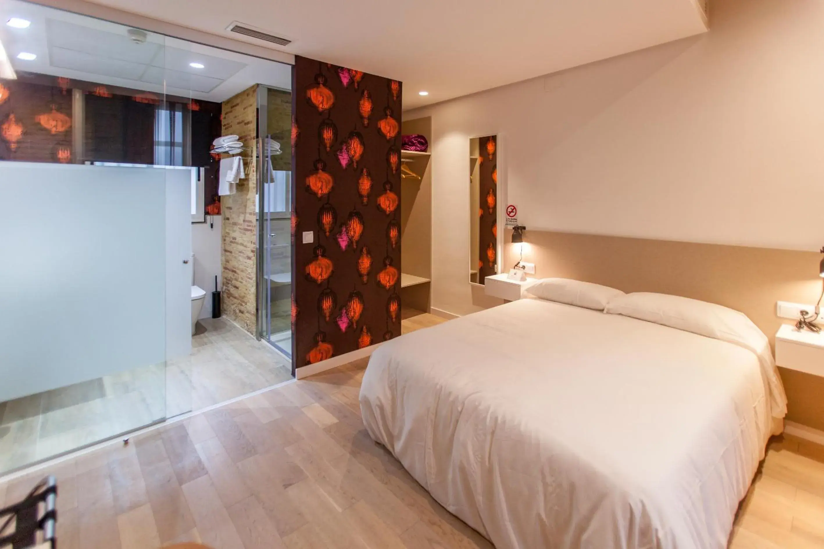 Deluxe Double Room in Host & Home Deluxe Double Room in Host & Home