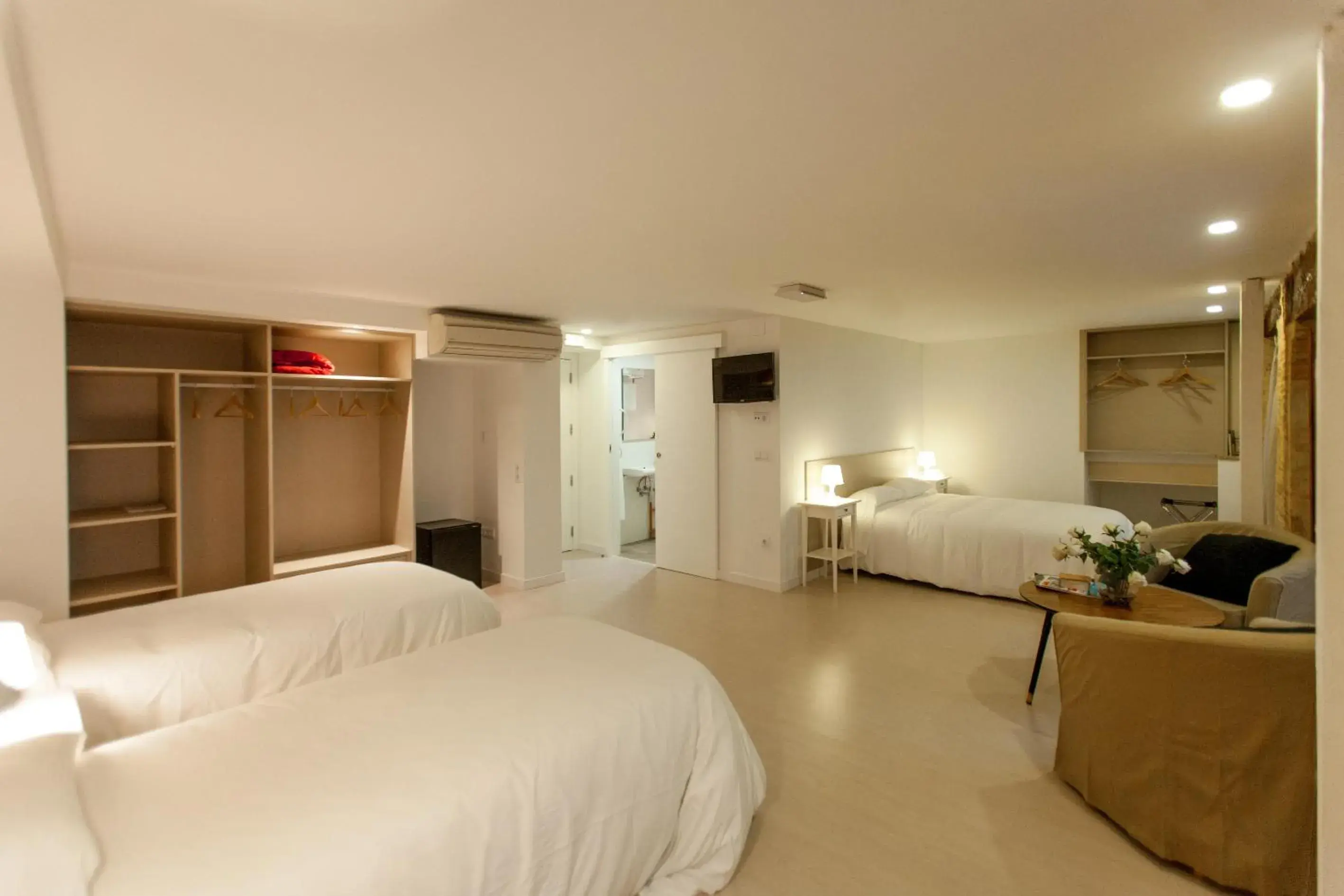 Family Double Room in Host & Home Family Double Room in Host & Home