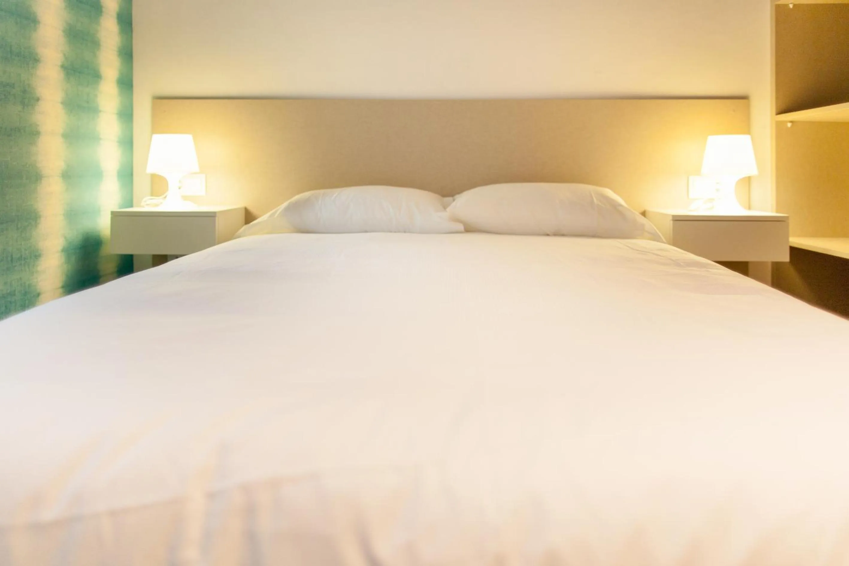 Photo of the whole room, Bed in Host & Home