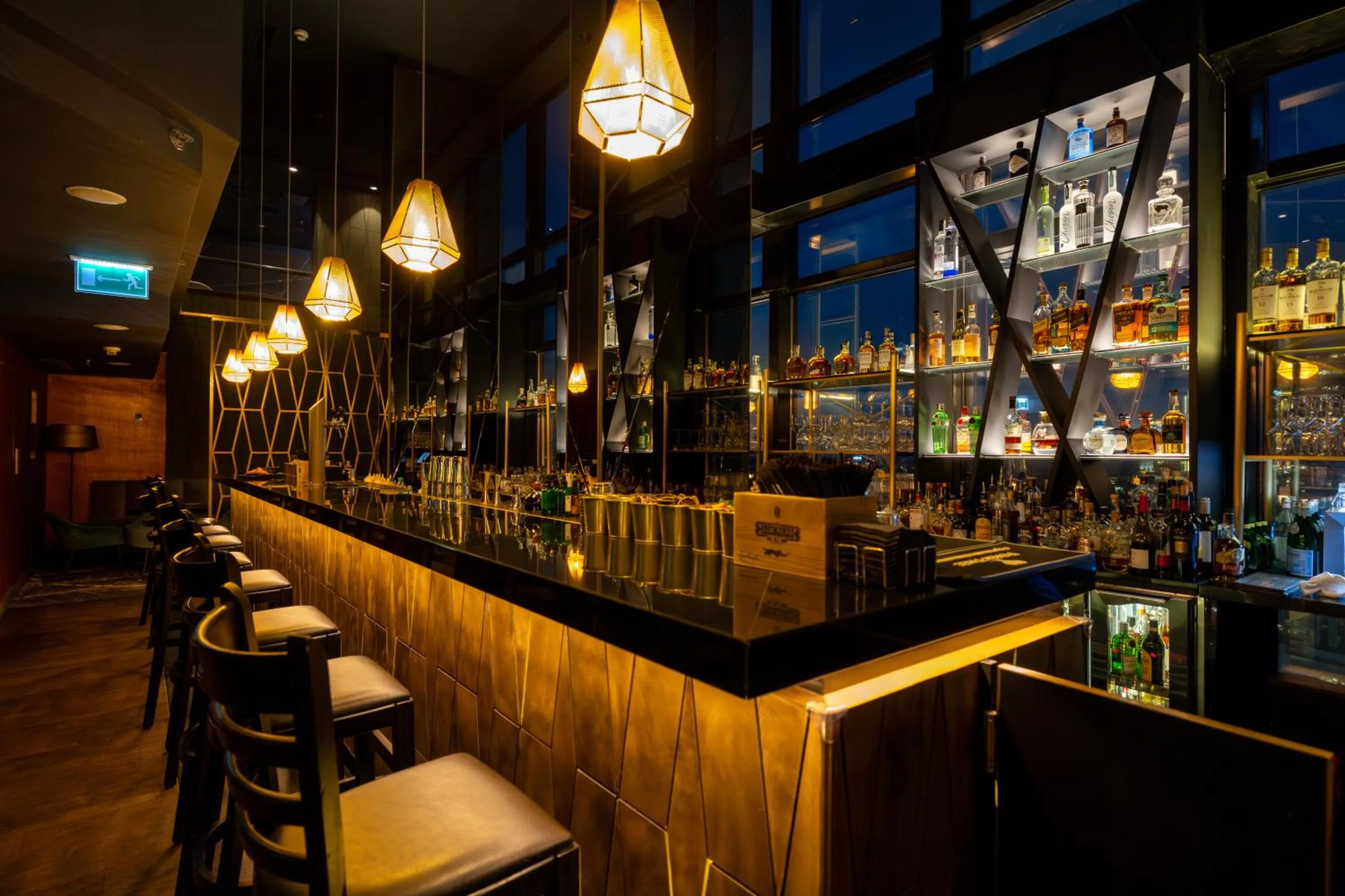 Restaurant/places to eat in Warsaw Presidential Hotel