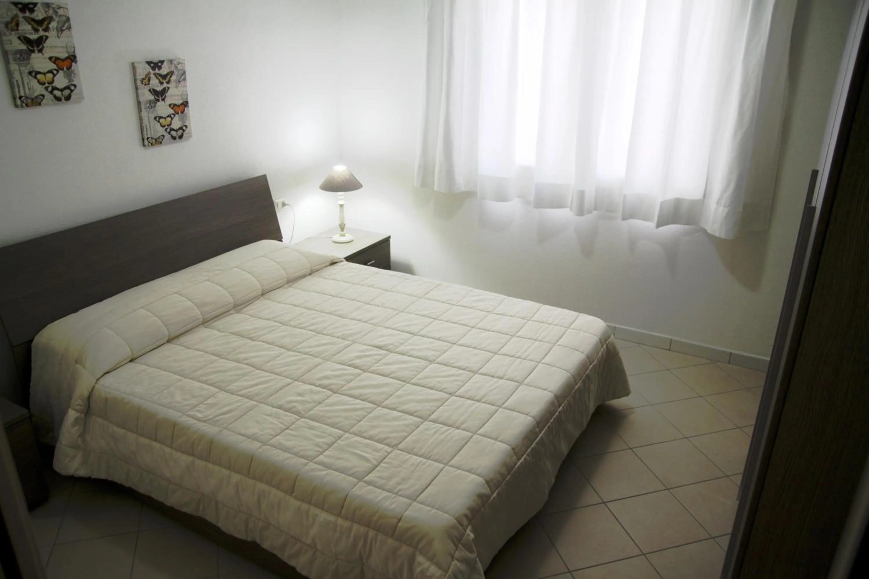 bunk bed, Bed in Guest House Suite