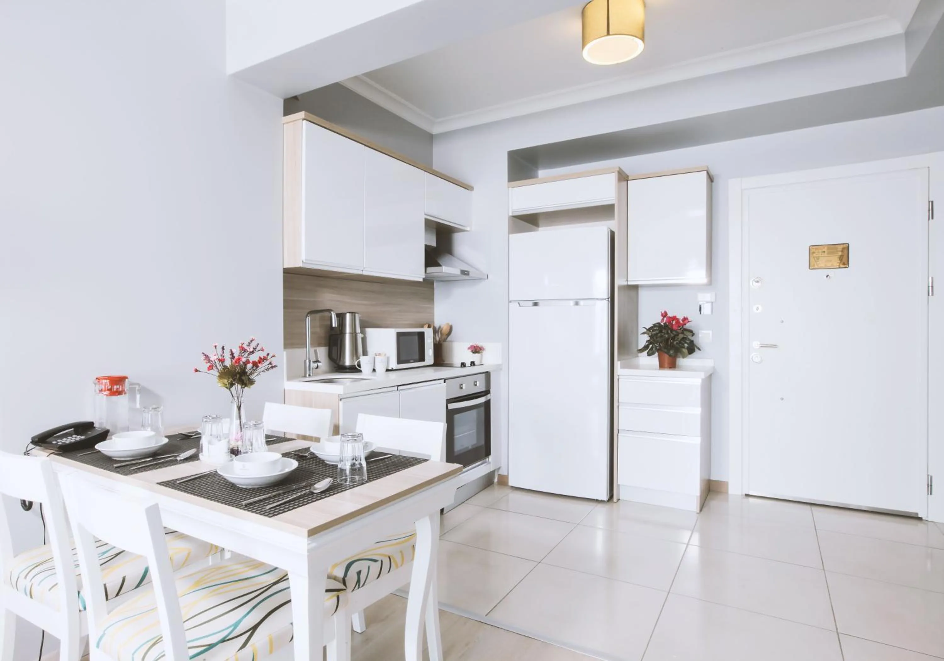 Kitchen or kitchenette in Serenity Suites Istanbul Airport