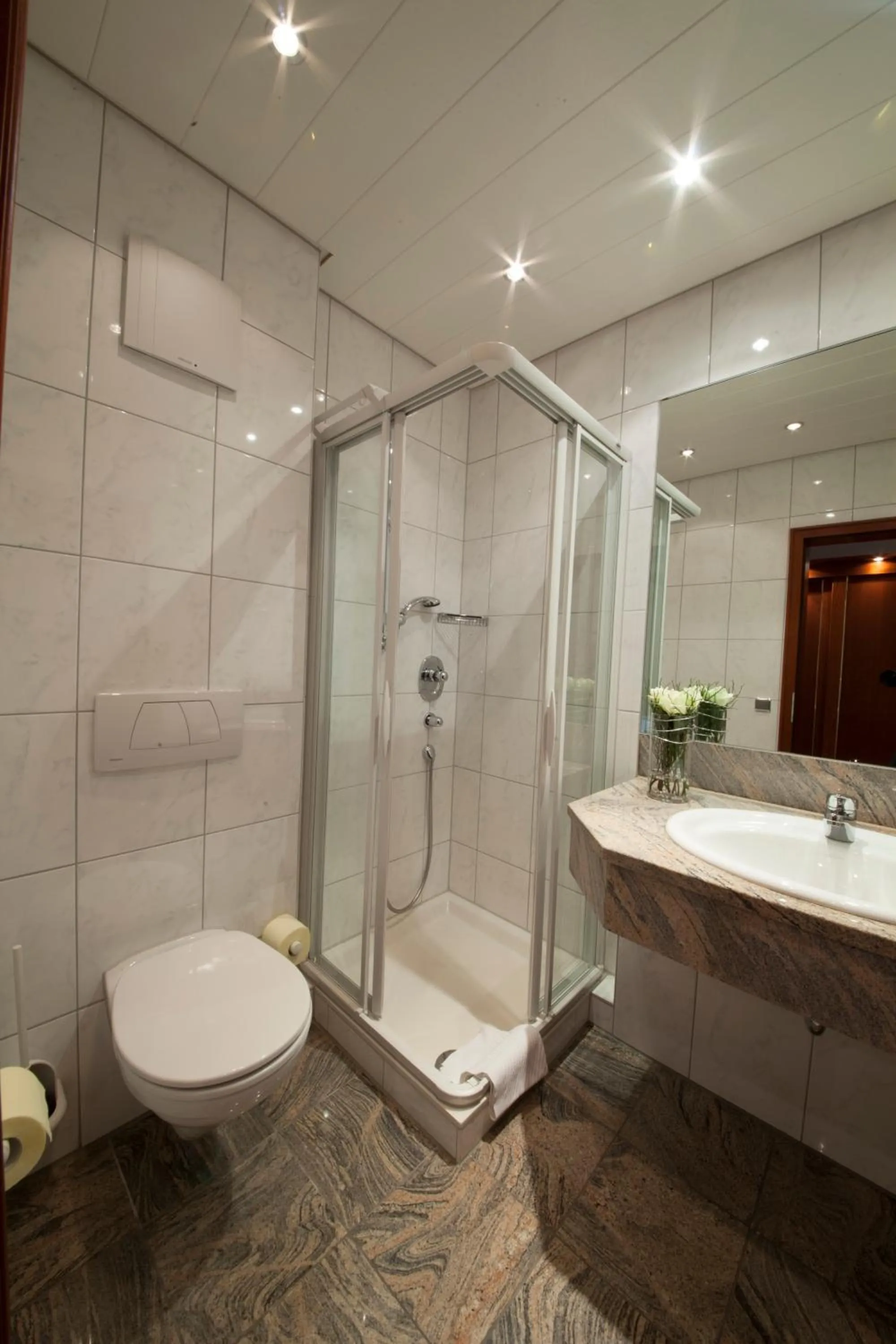 Bathroom in Hotel Restaurant Lamm