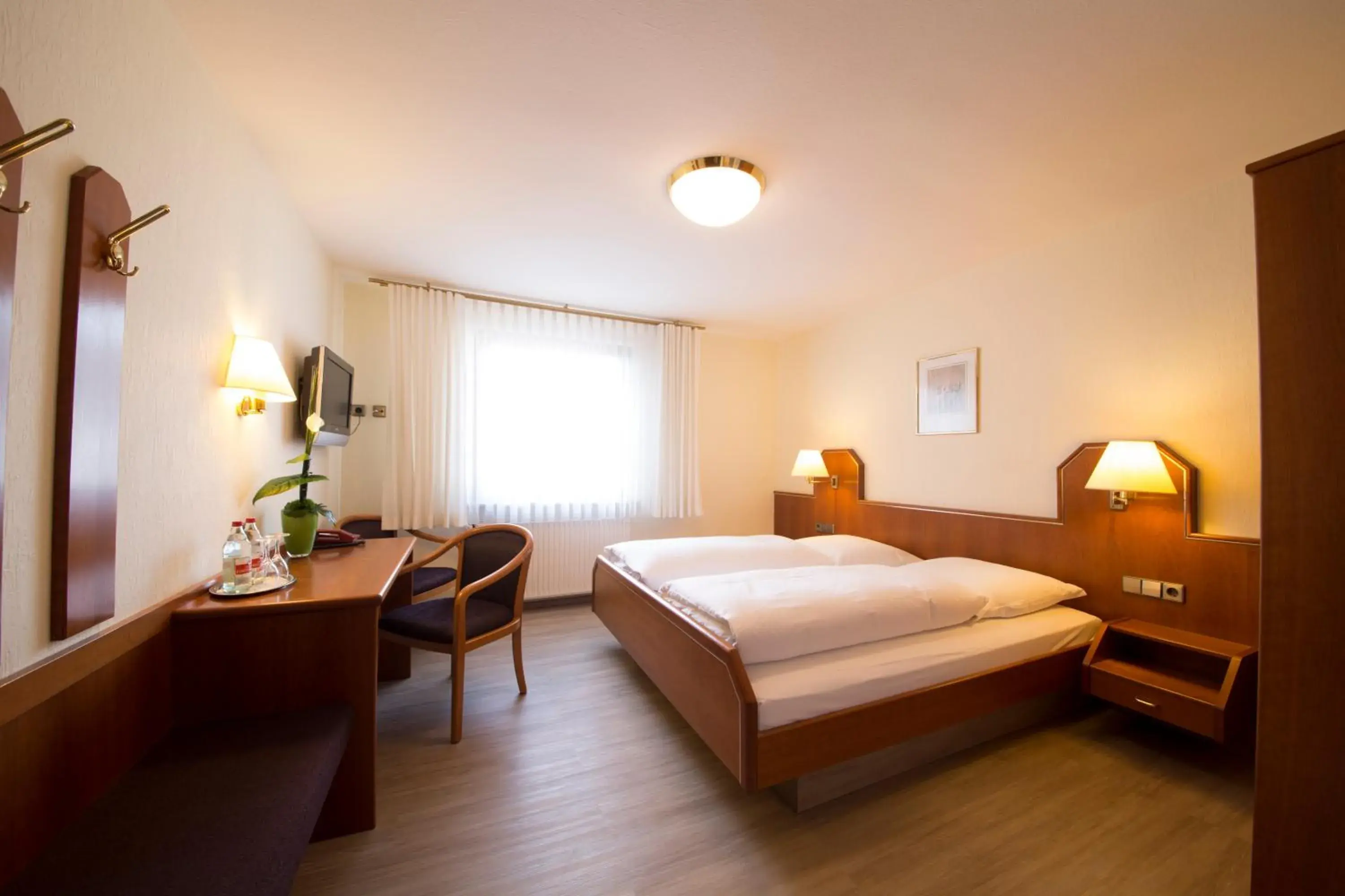 Standard Single Room in Hotel Restaurant Lamm Standard Single Room in Hotel Restaurant Lamm