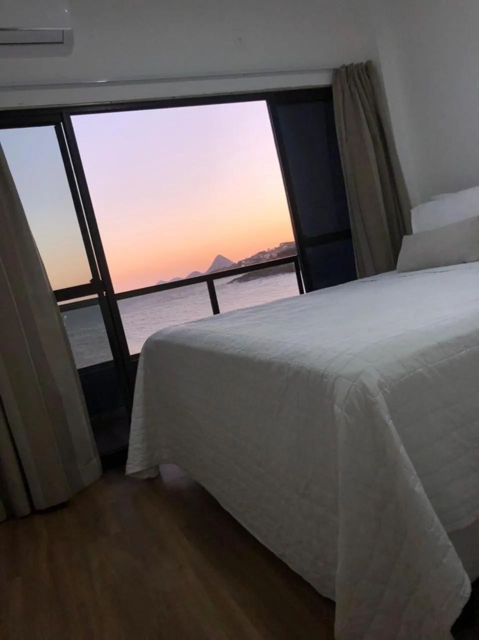 Sea view, Bed in Hotel Espadarte