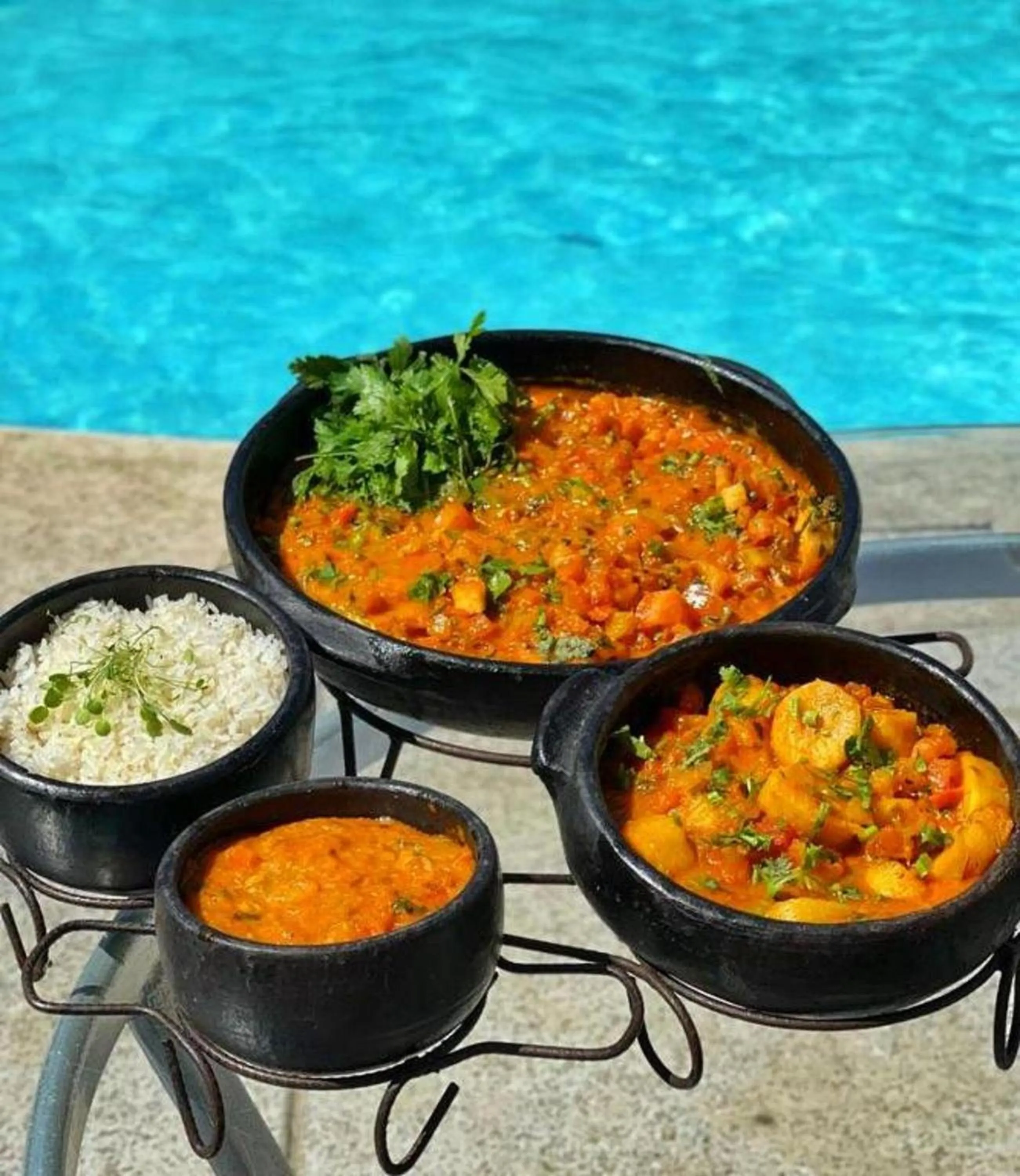 Restaurant/places to eat in Hotel Espadarte