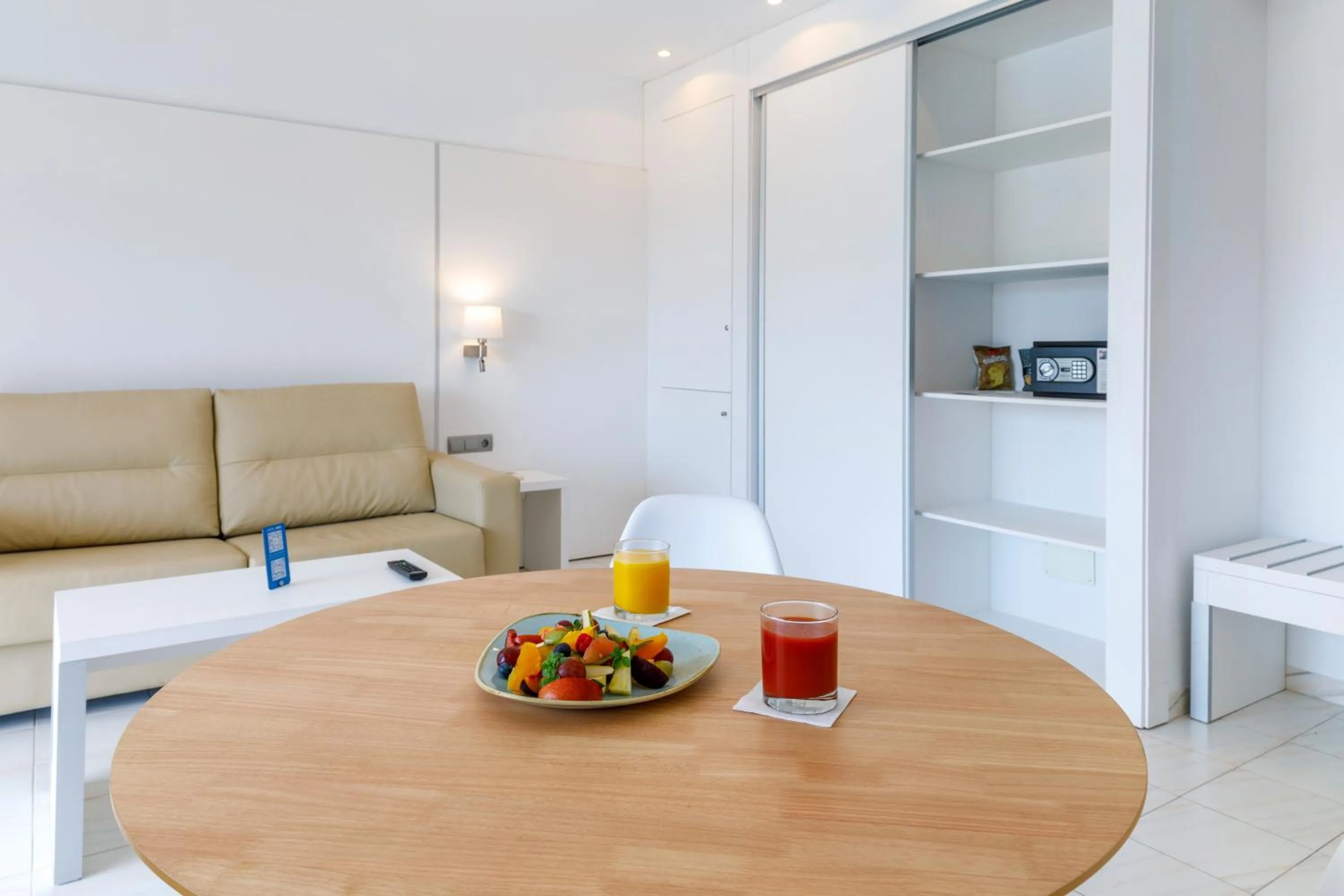 Dining area in Mar Hotels Alcanada