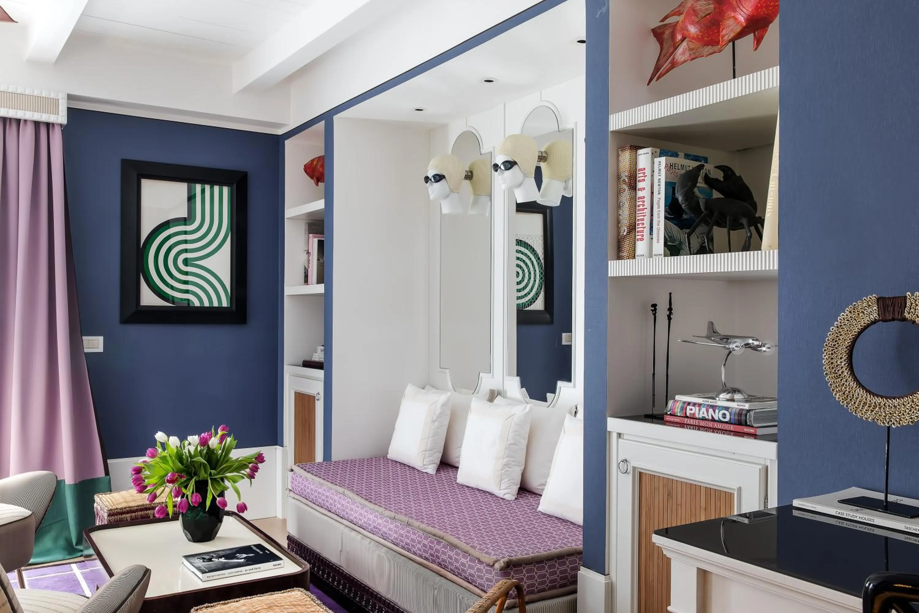 Living room, Bed in Capri Tiberio Palace - The Leading Hotels of the World