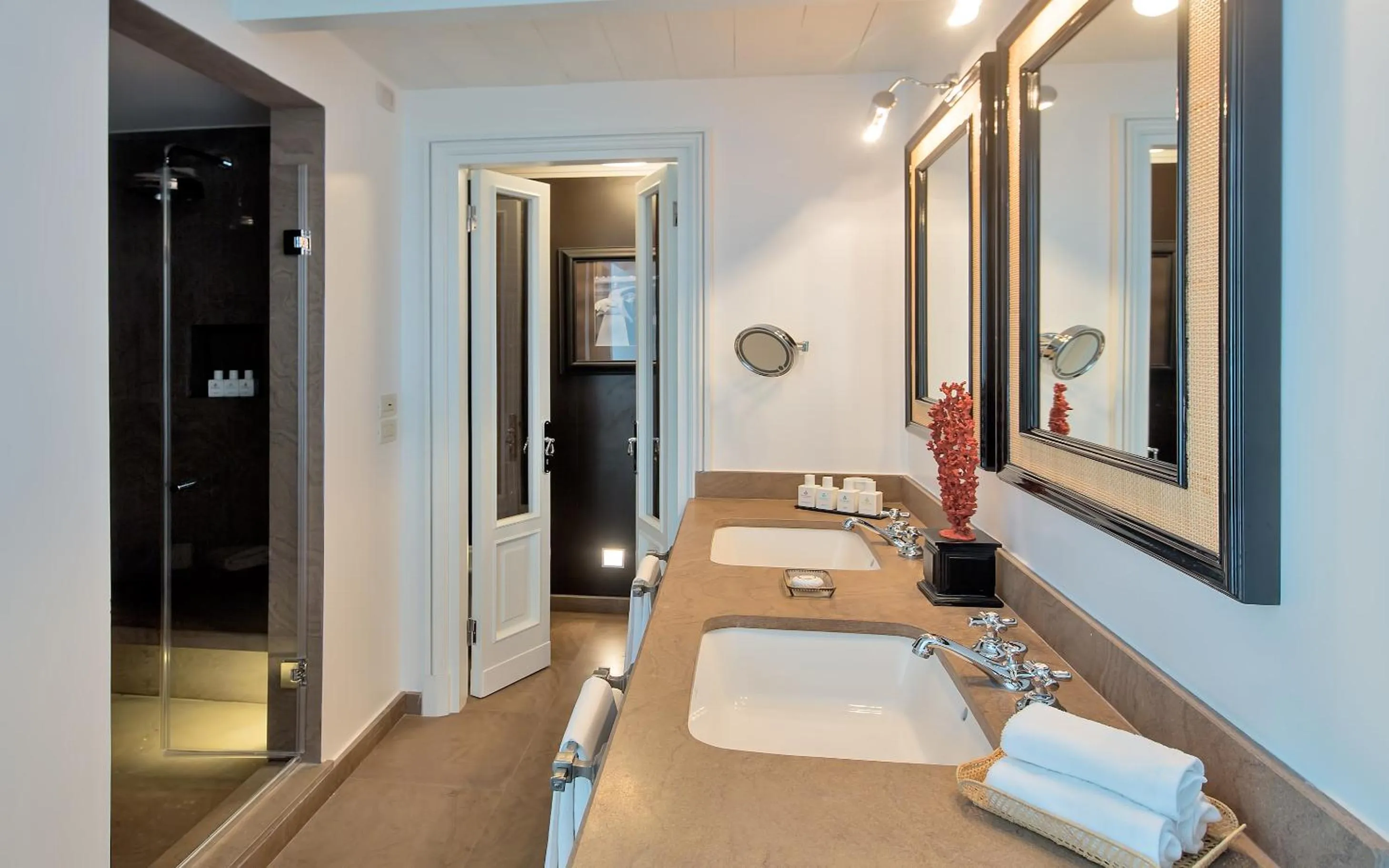 Toilet in Capri Tiberio Palace - The Leading Hotels of the World