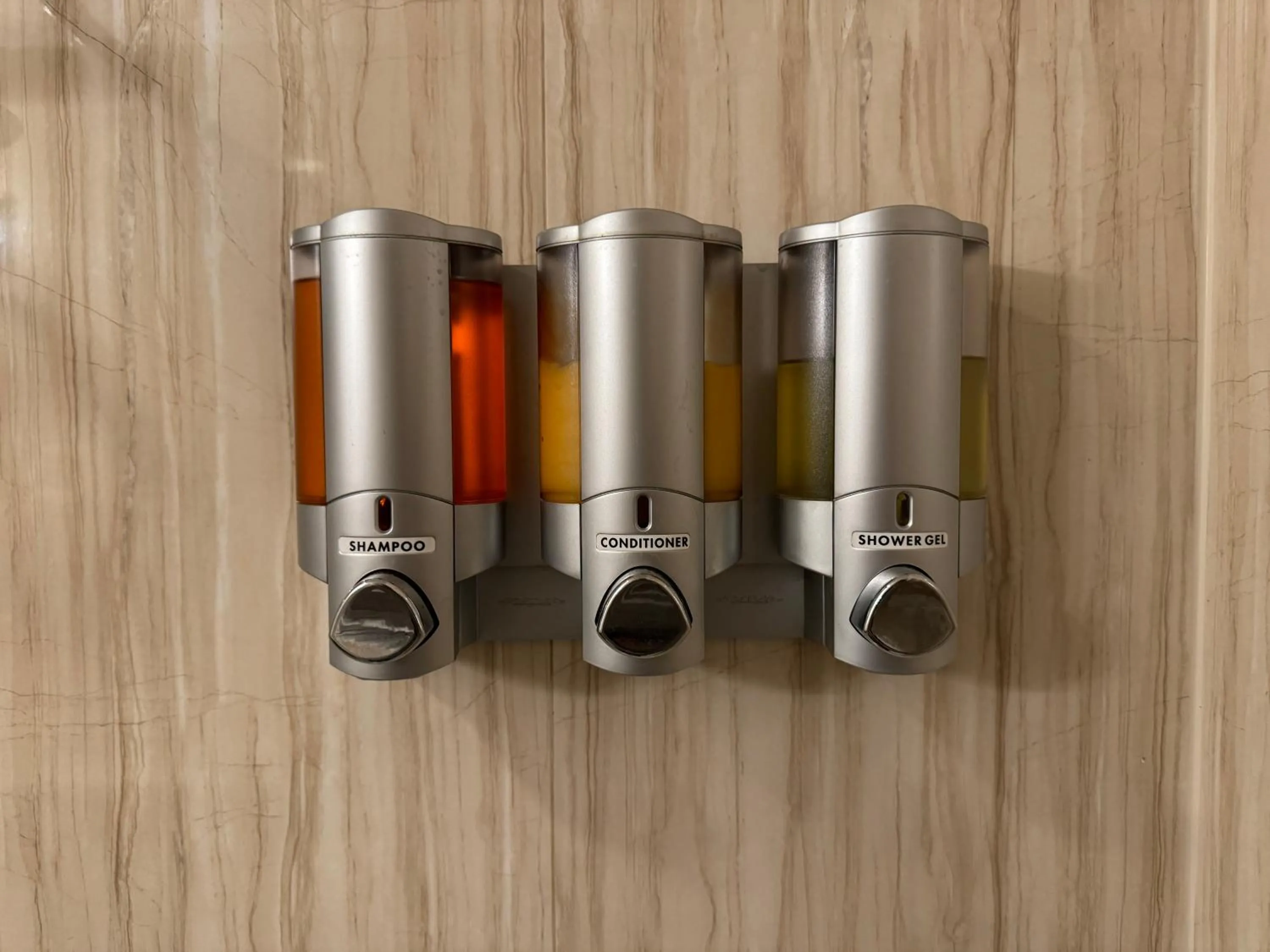 Shower in Grandview Hotel New York