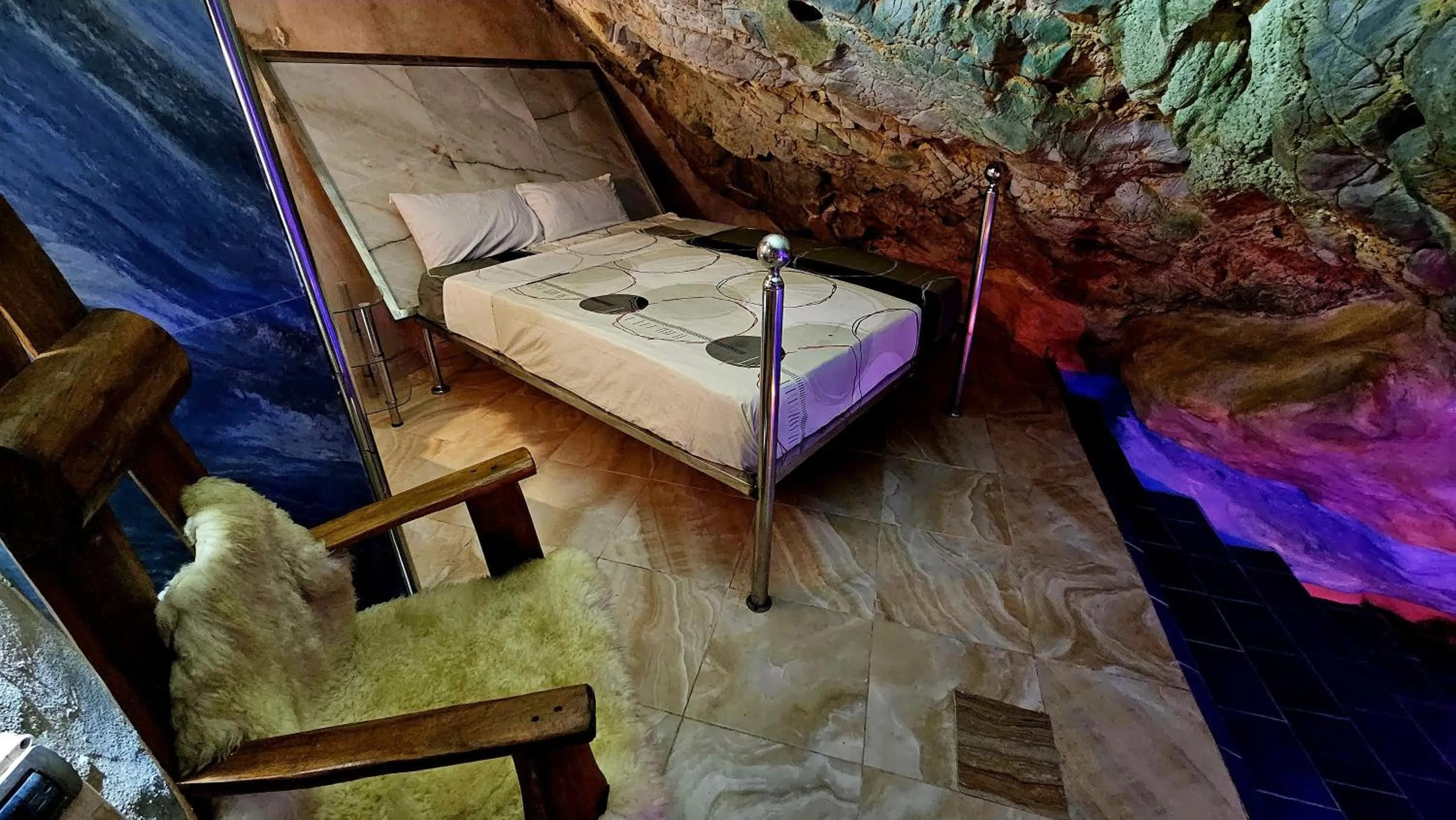 Bed in Sunset Samana