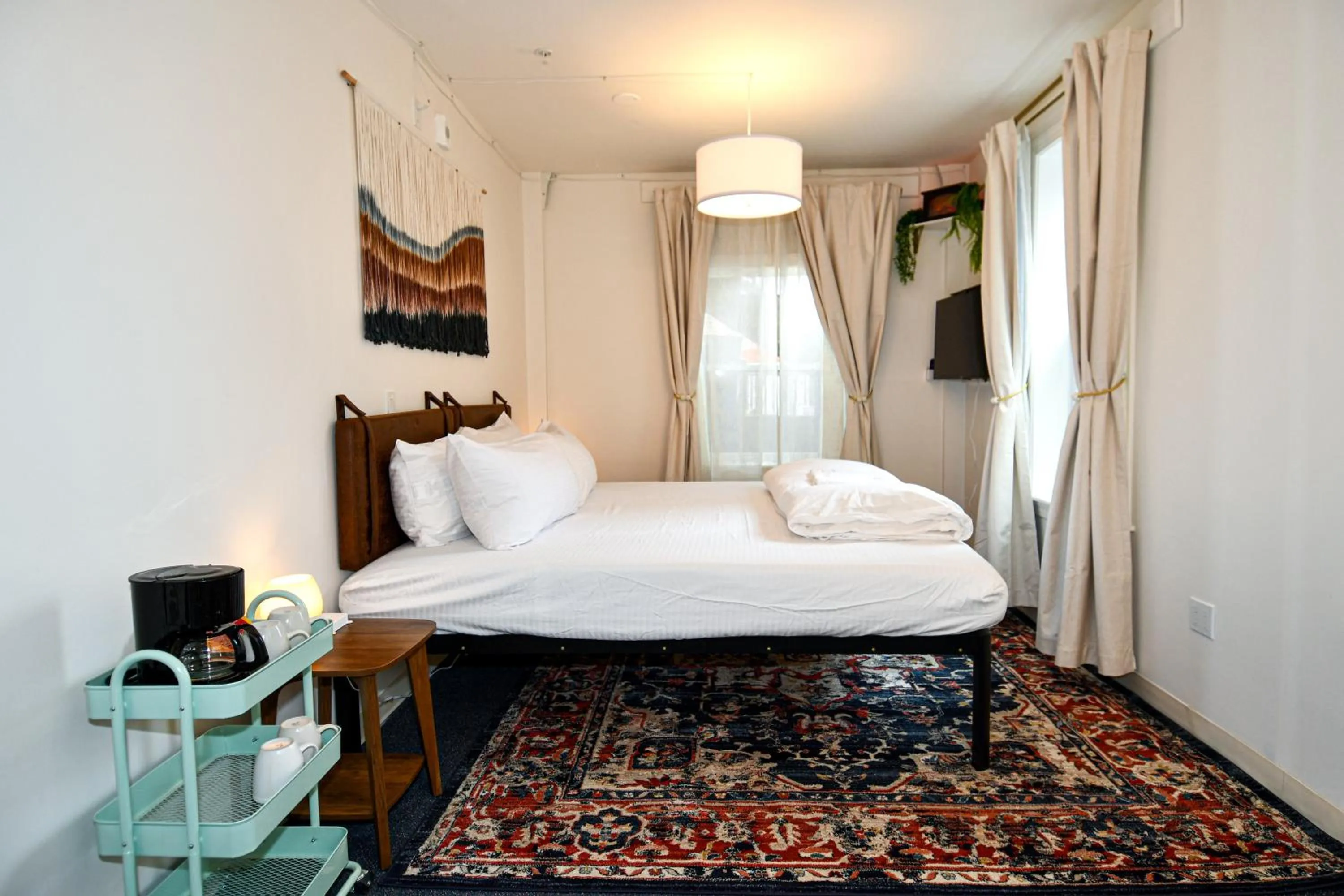 Bed in HighRoad Washington DC