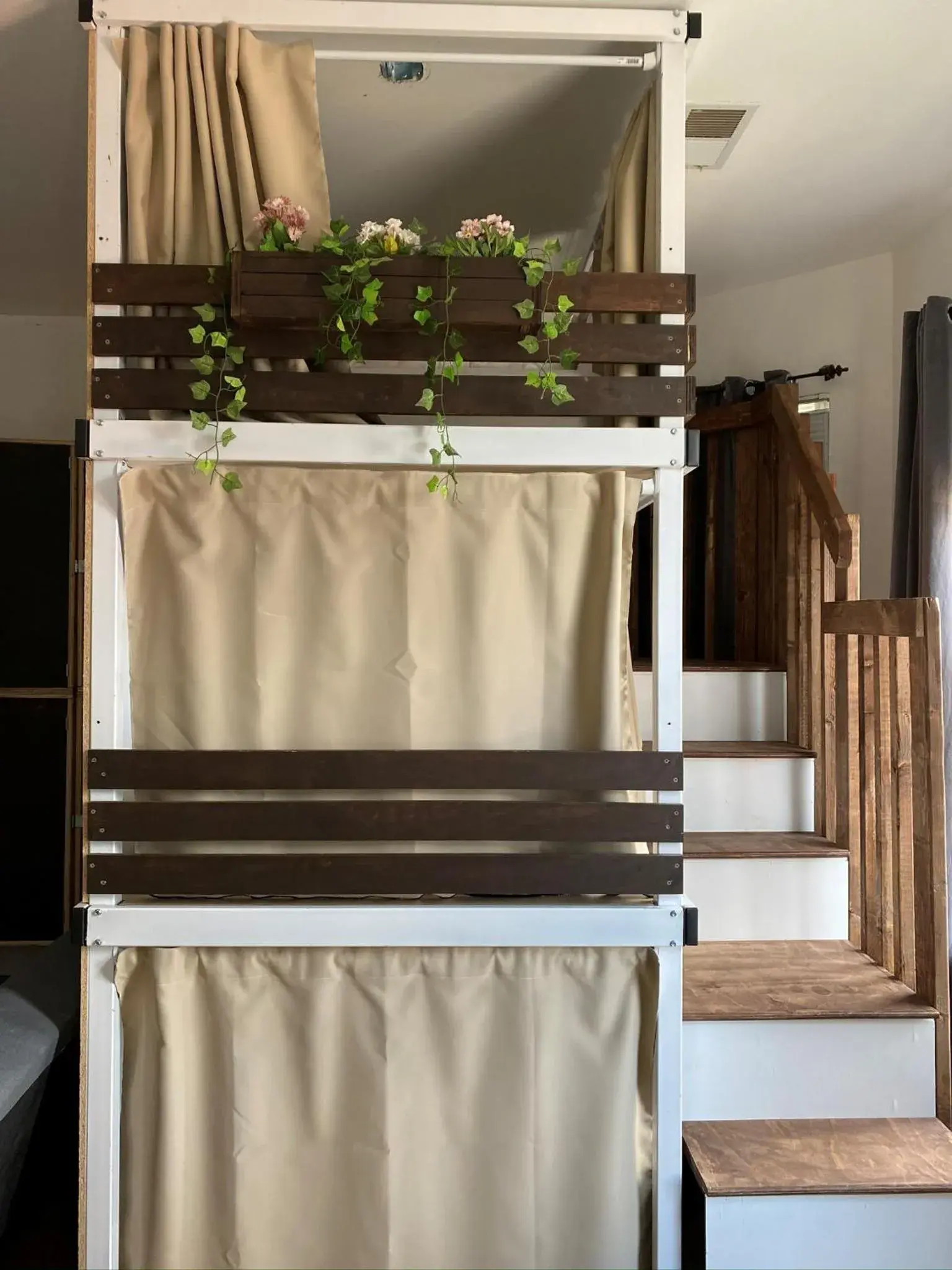 bunk bed in HighRoad Washington DC bunk bed in HighRoad Washington DC