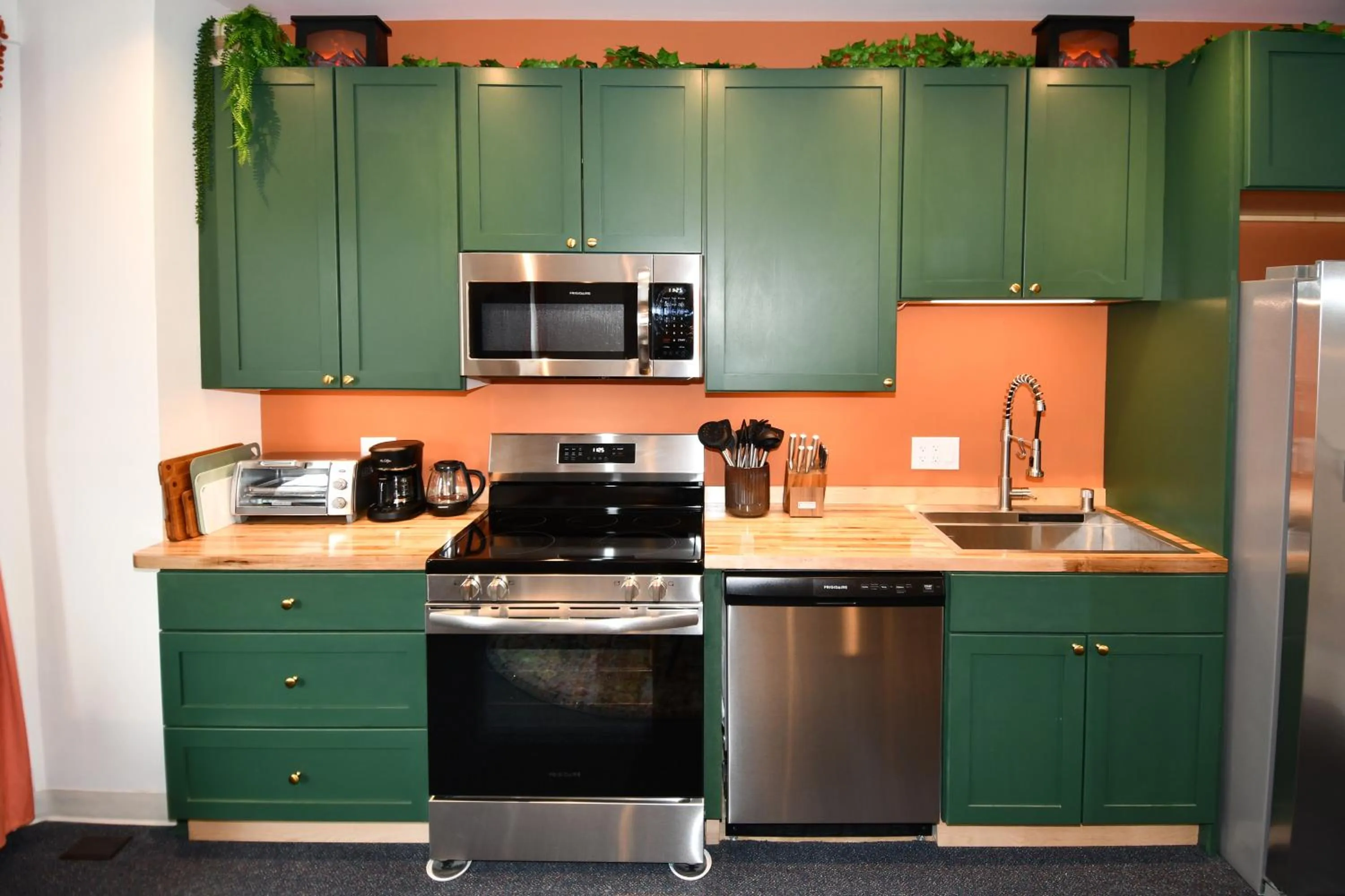 Kitchen or kitchenette in HighRoad Washington DC