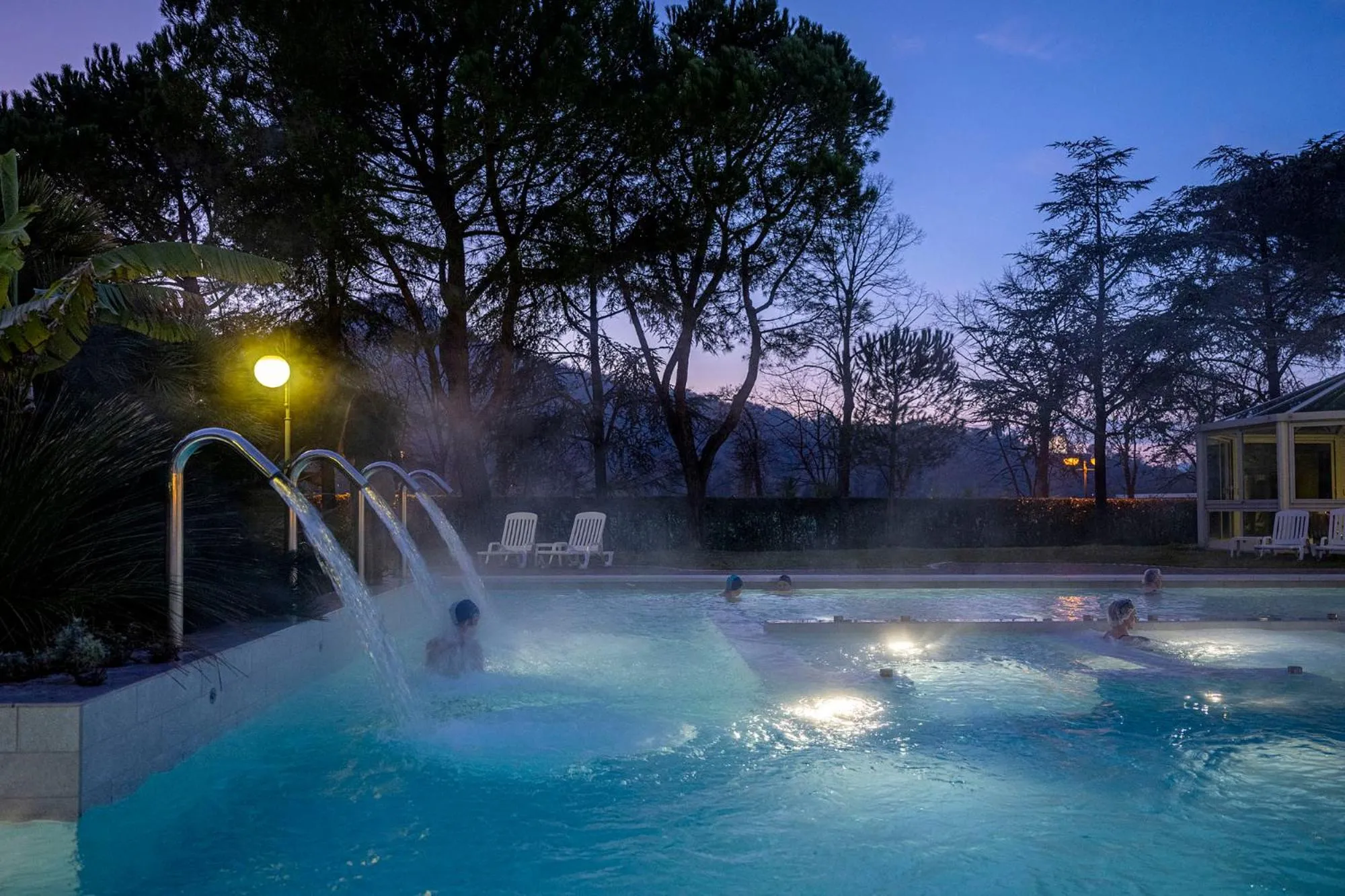 Swimming pool in Hotel Apollo Terme