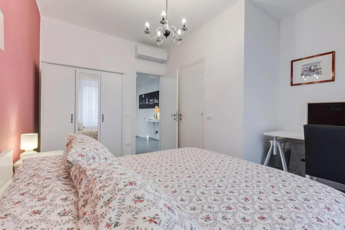 Photo of the whole room, Bed in AV Domus Vatican St.Peter B&B